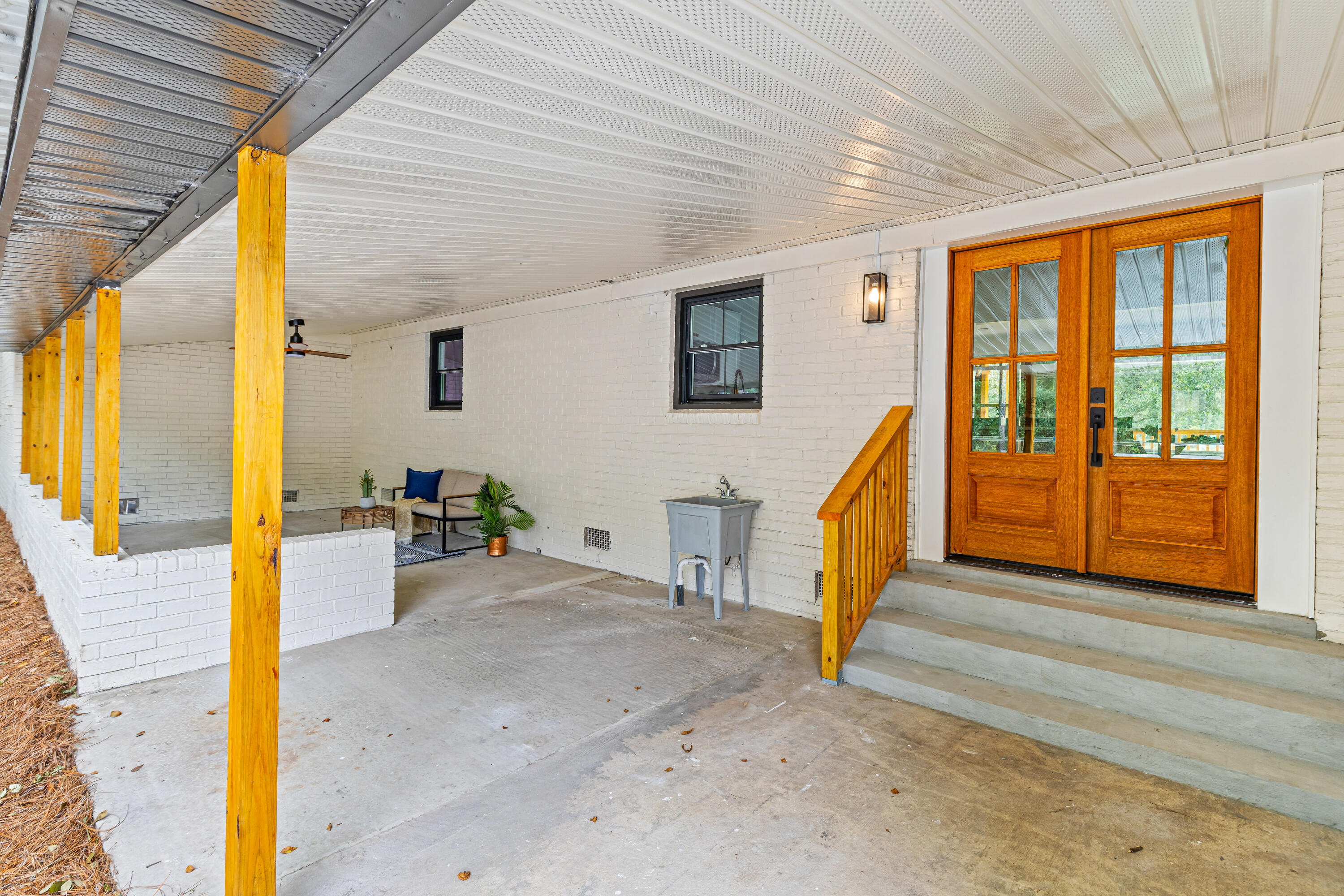 1687 Cooper Store Road