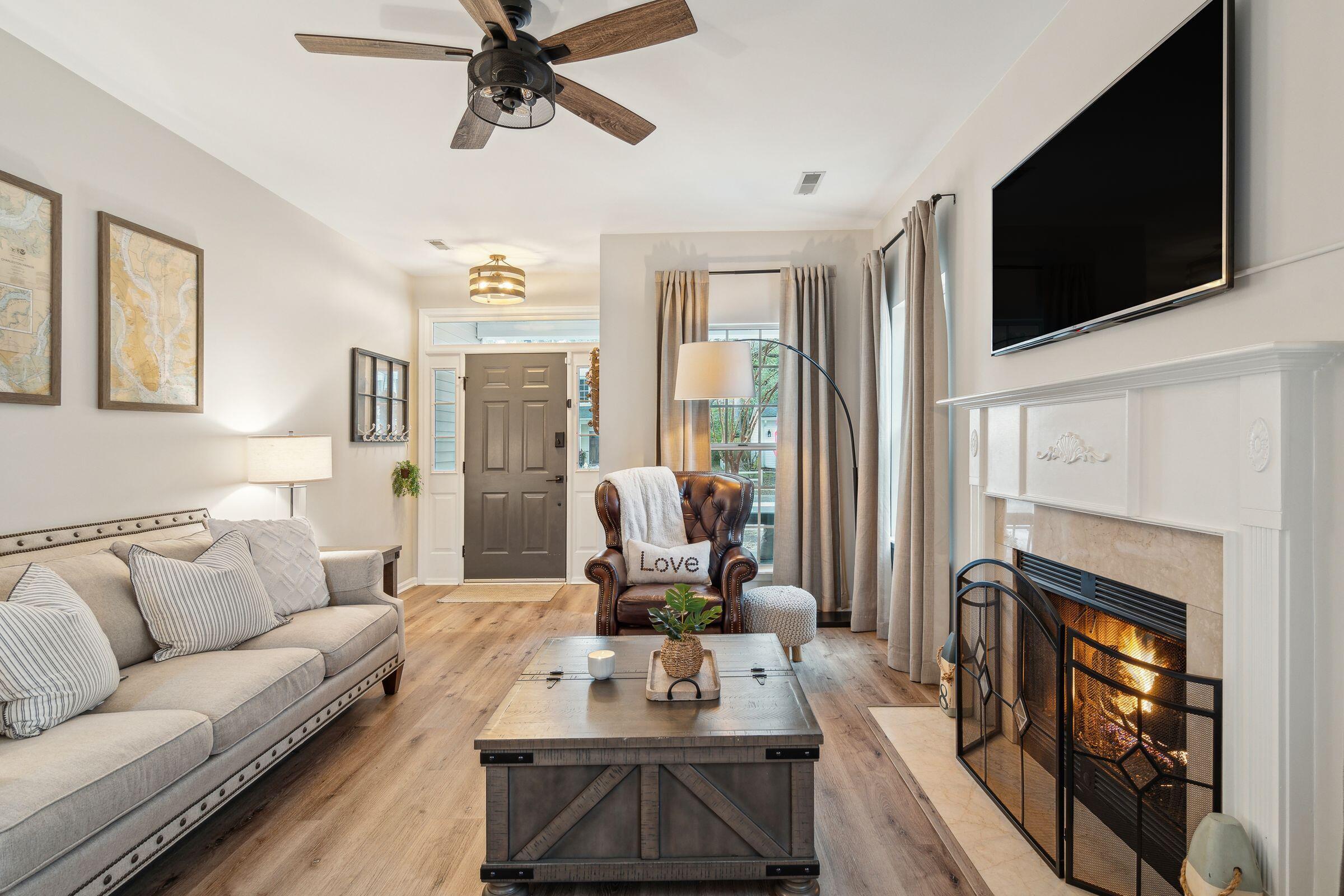 1581 Harborsun Drive