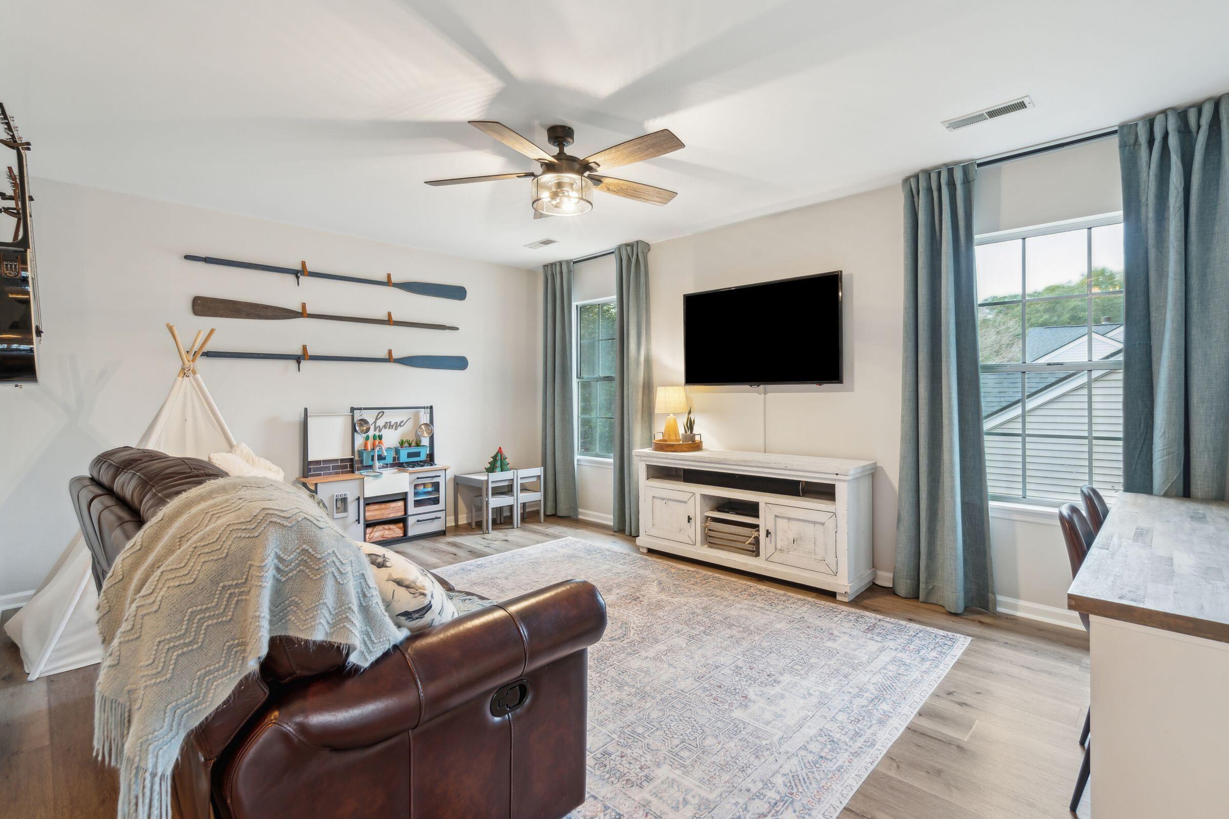 1581 Harborsun Drive