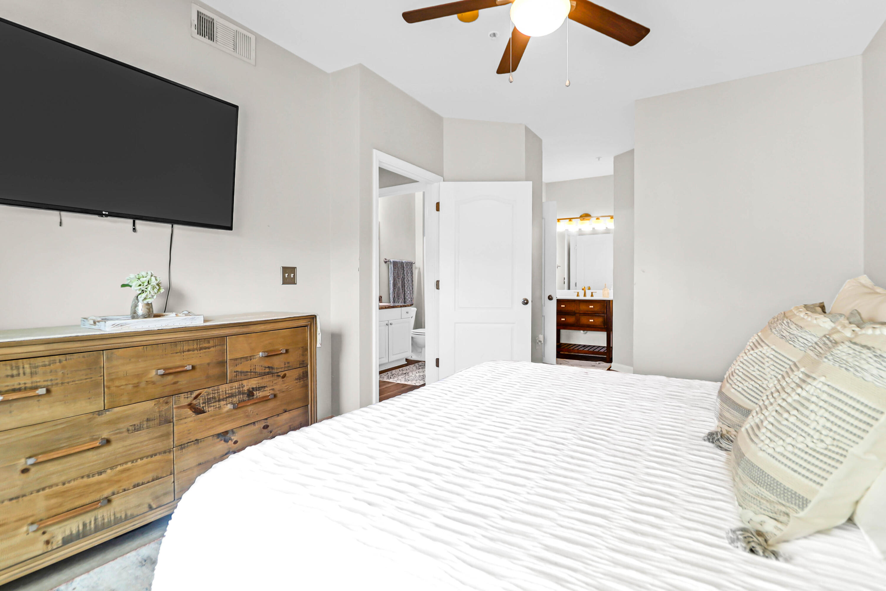 1300 Park West Boulevard # 1123