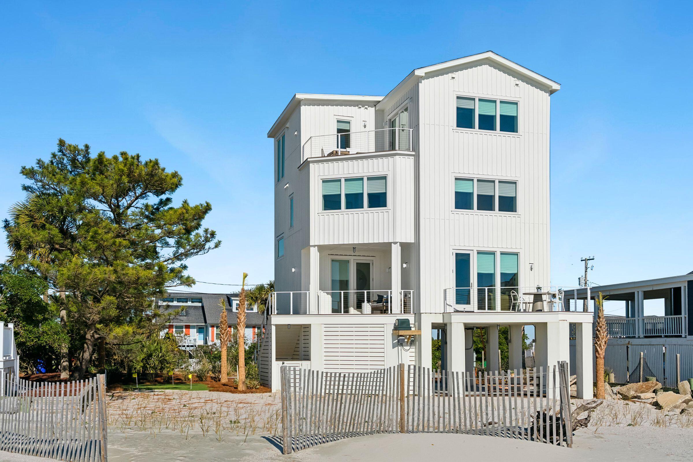 1579 E Ashley Avenue