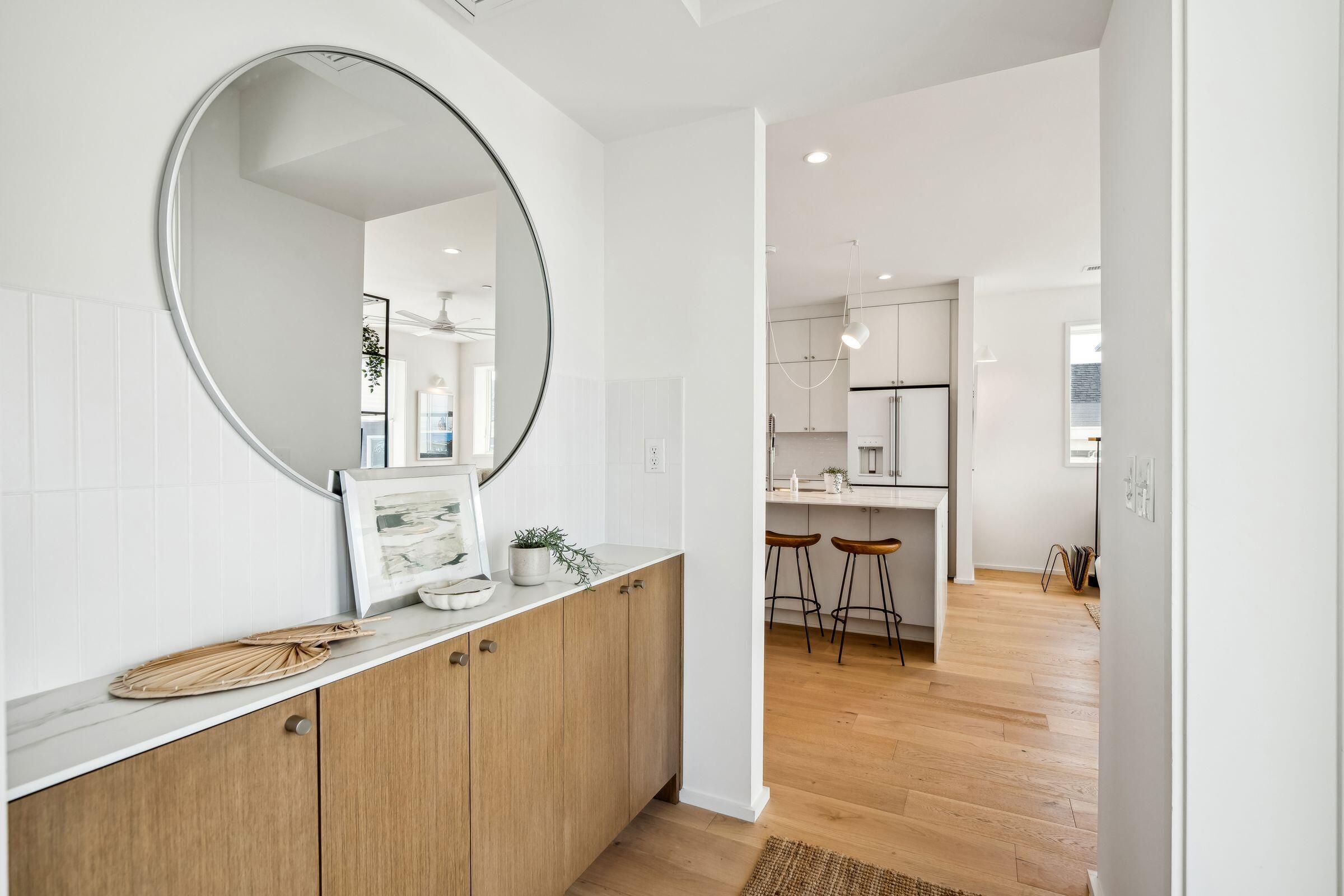 1579 E Ashley Avenue