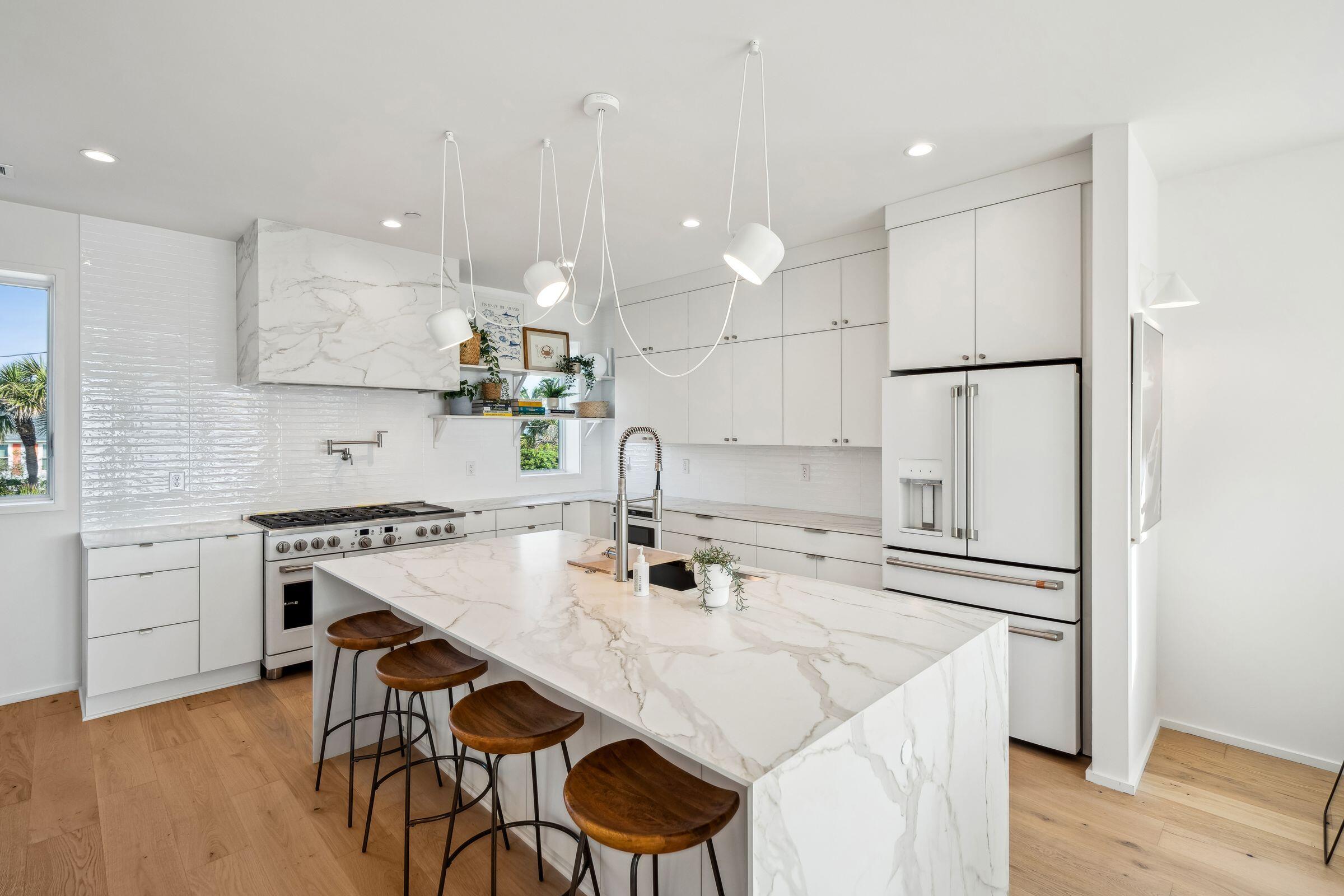 1579 E Ashley Avenue