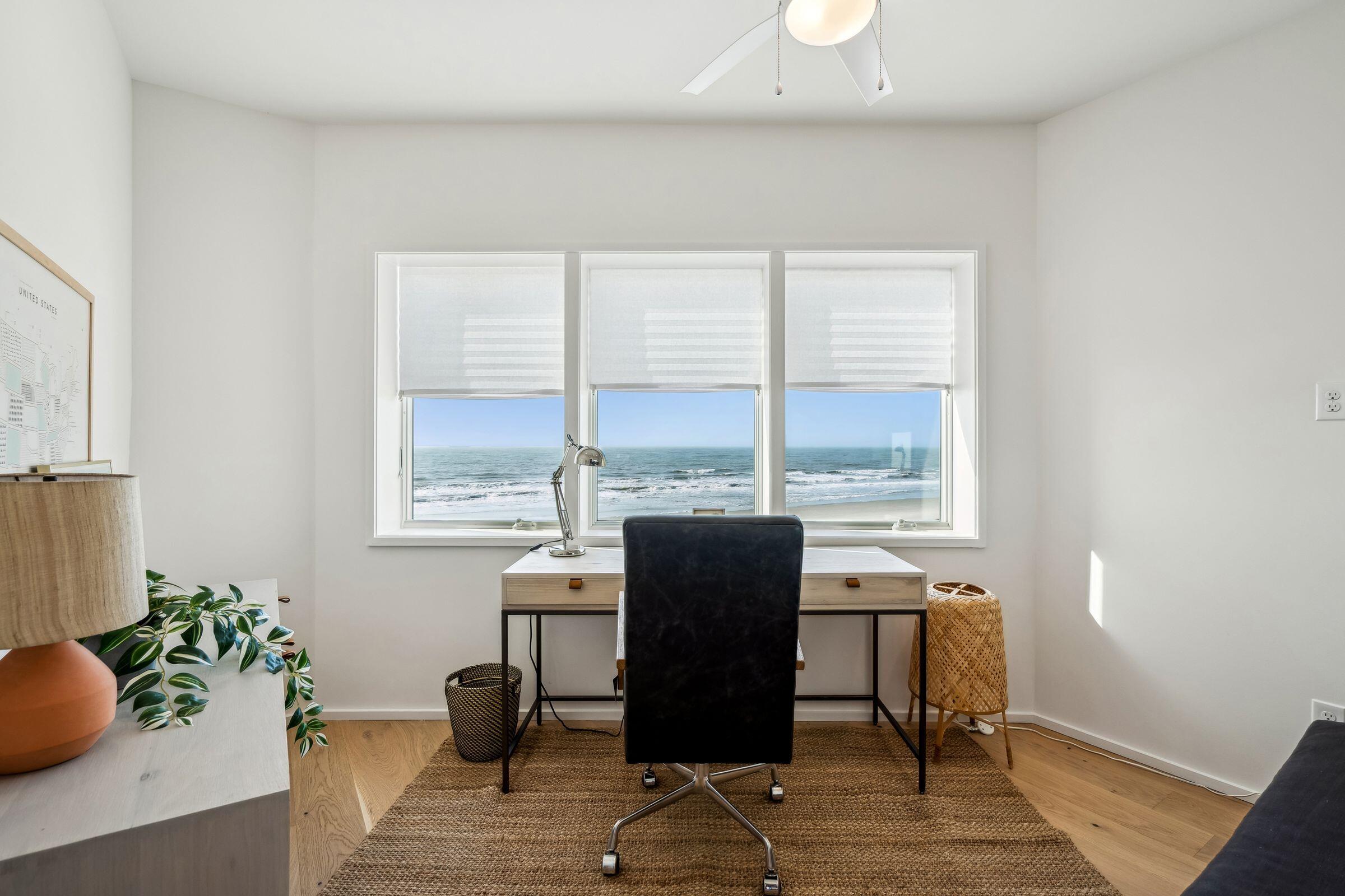 1579 E Ashley Avenue