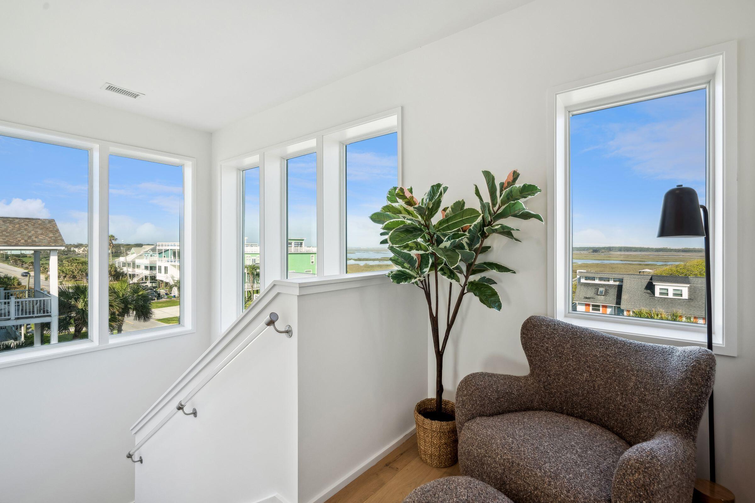 1579 E Ashley Avenue