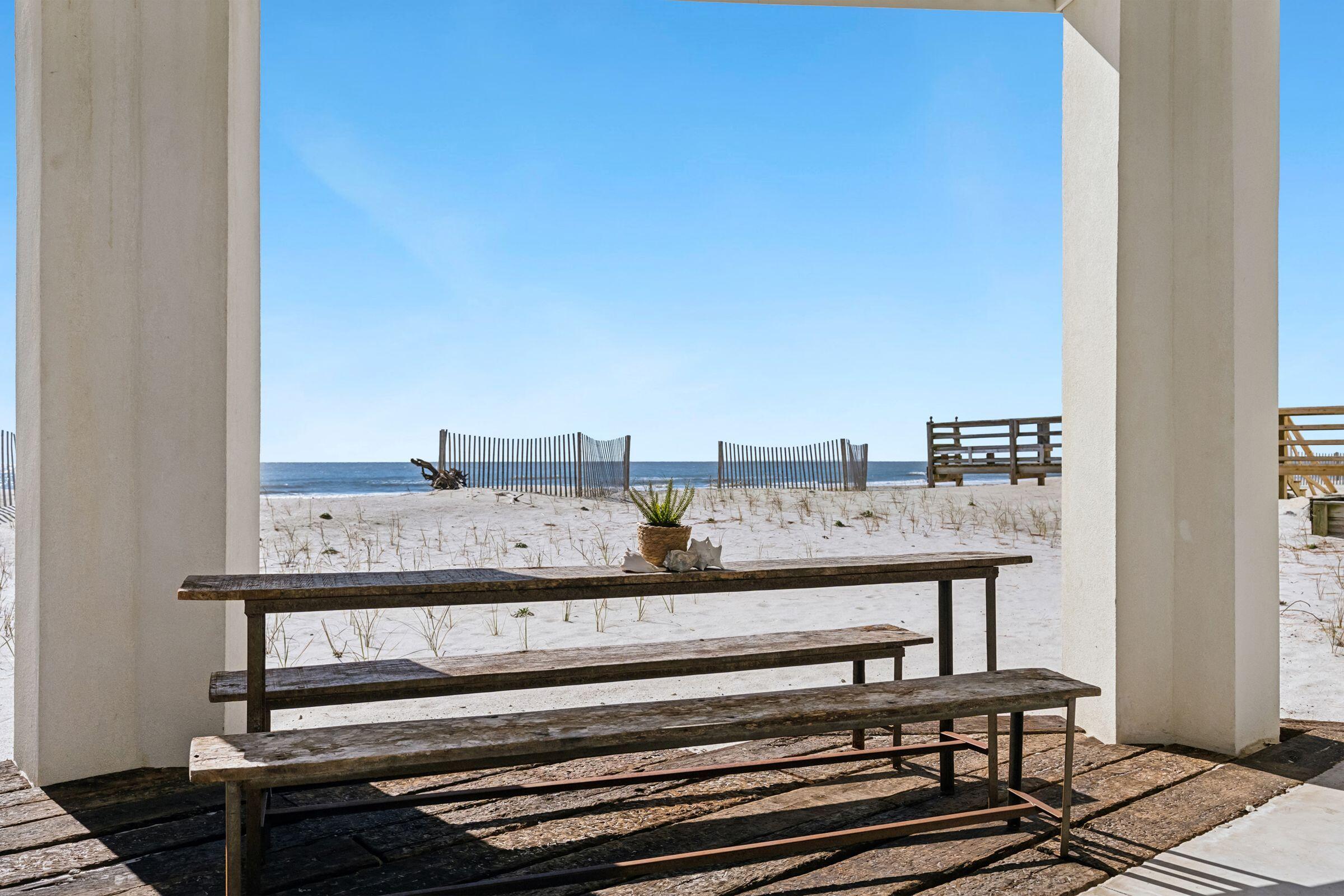 1579 E Ashley Avenue