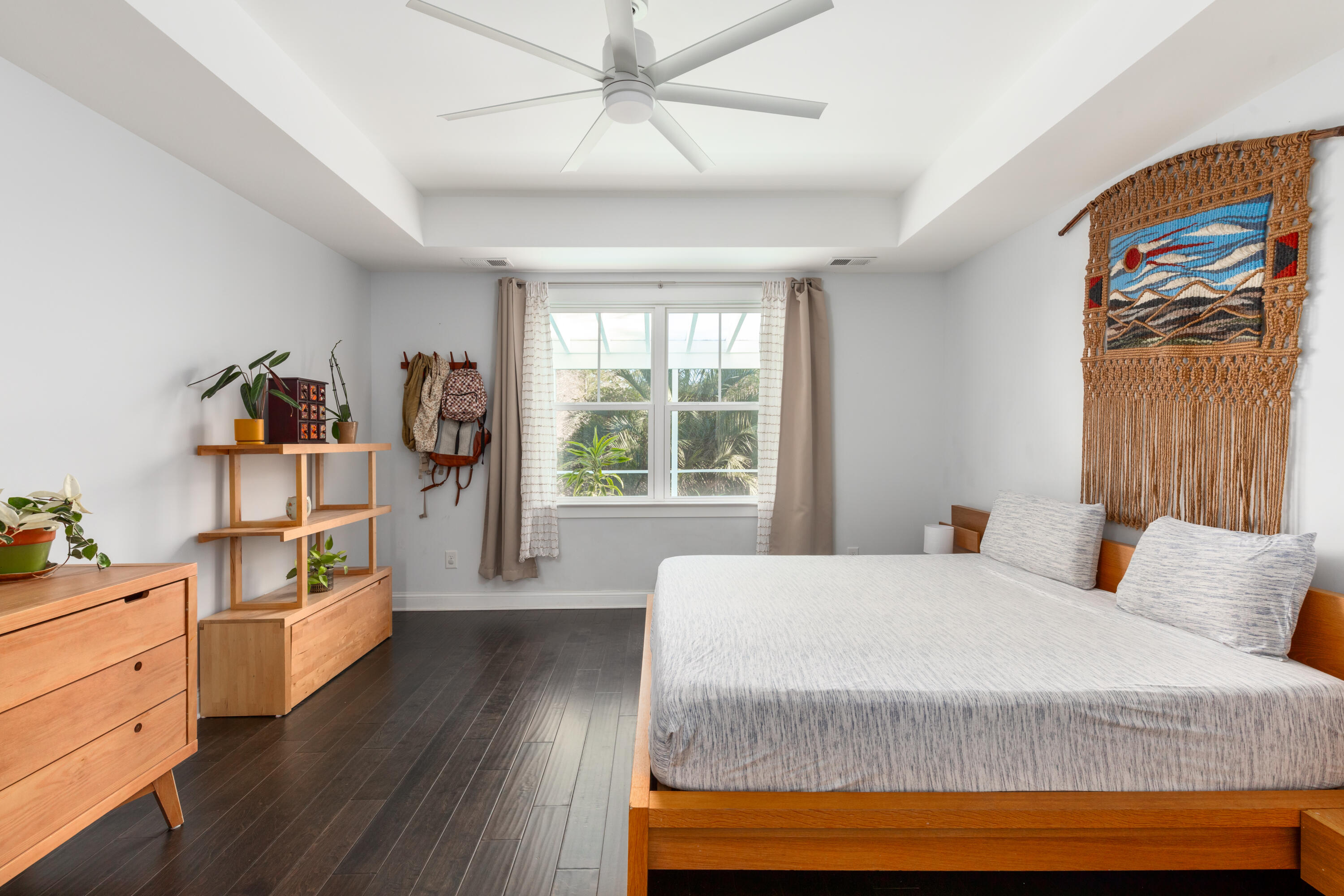 469 Fort Johnson Road