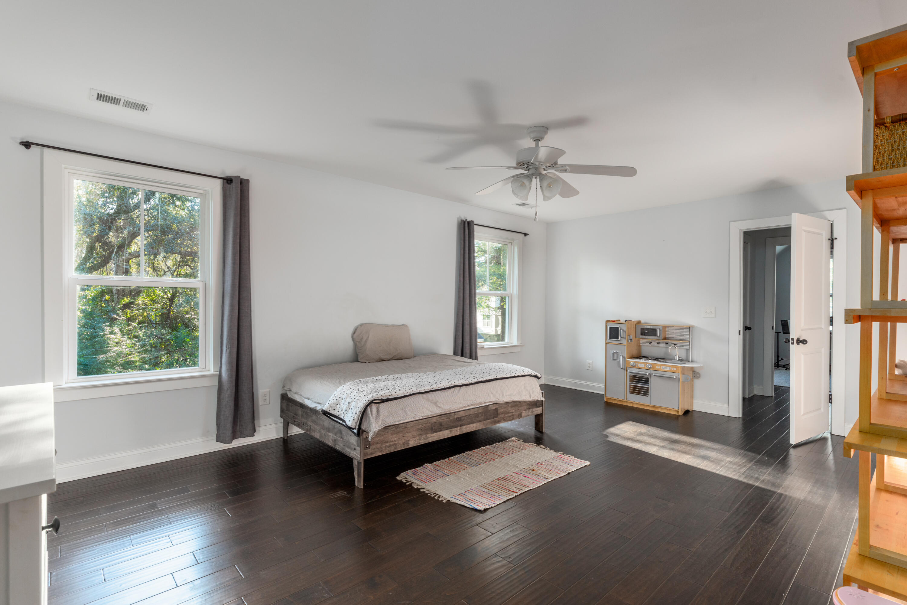 469 Fort Johnson Road