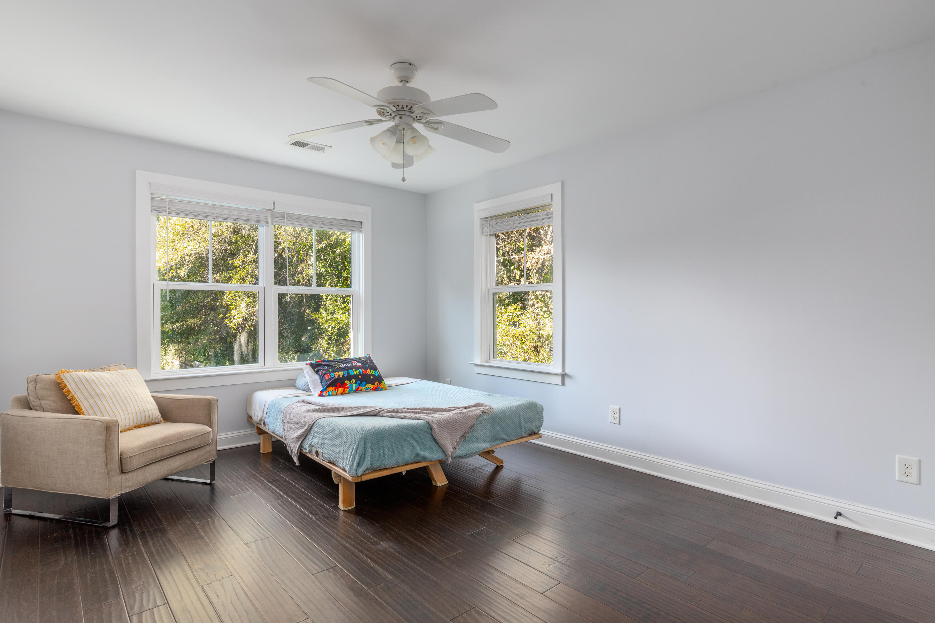 469 Fort Johnson Road