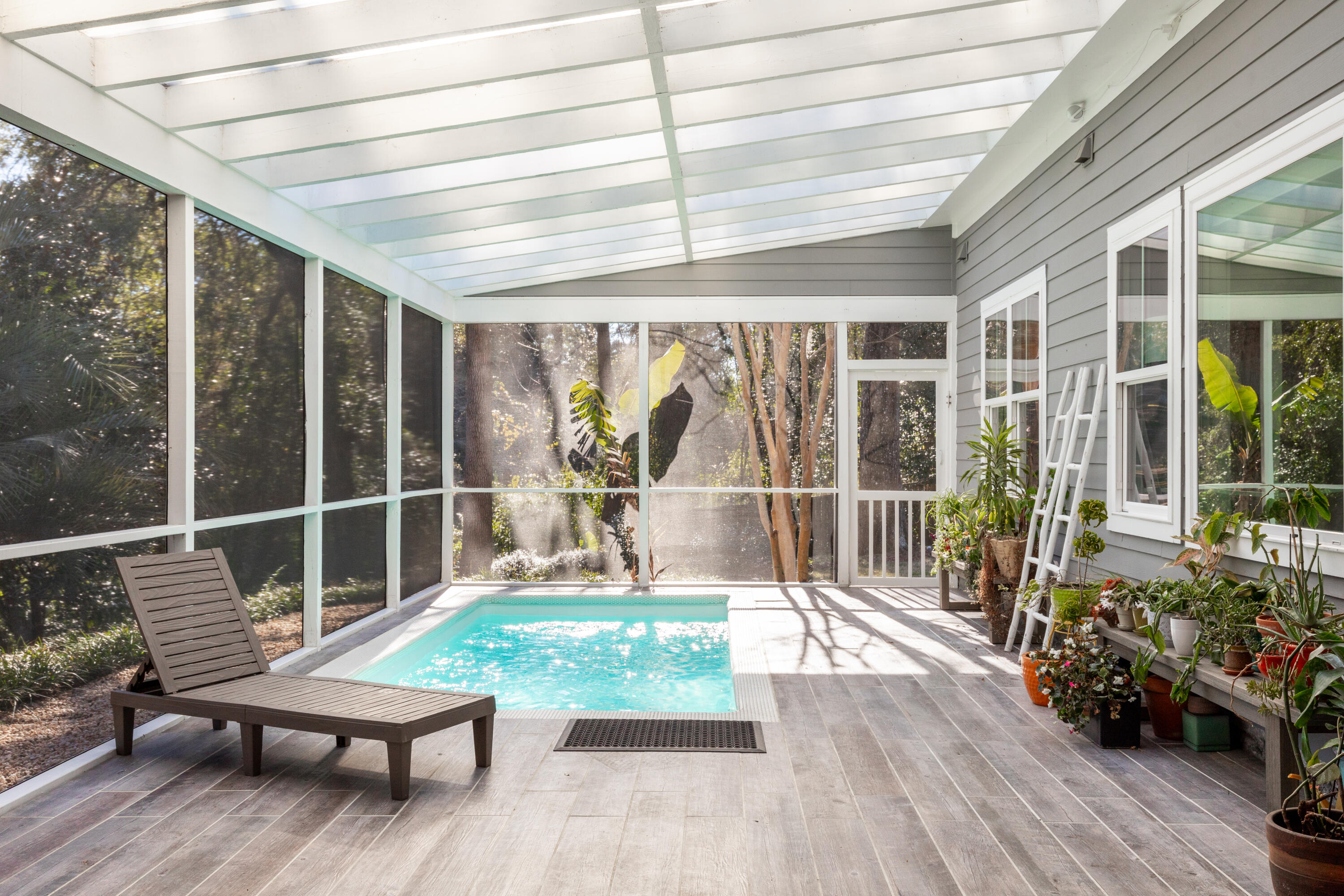 469 Fort Johnson Road