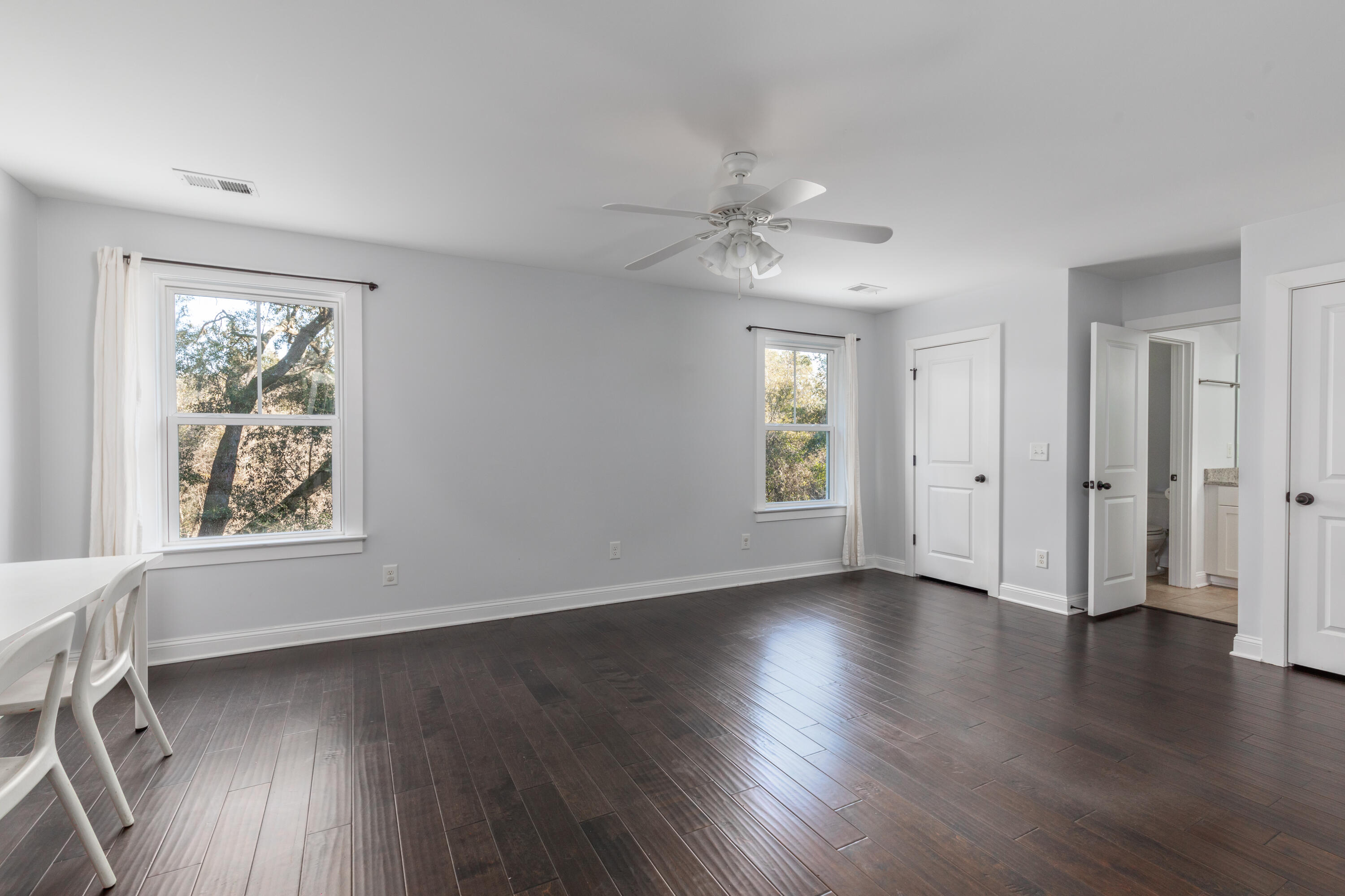 469 Fort Johnson Road