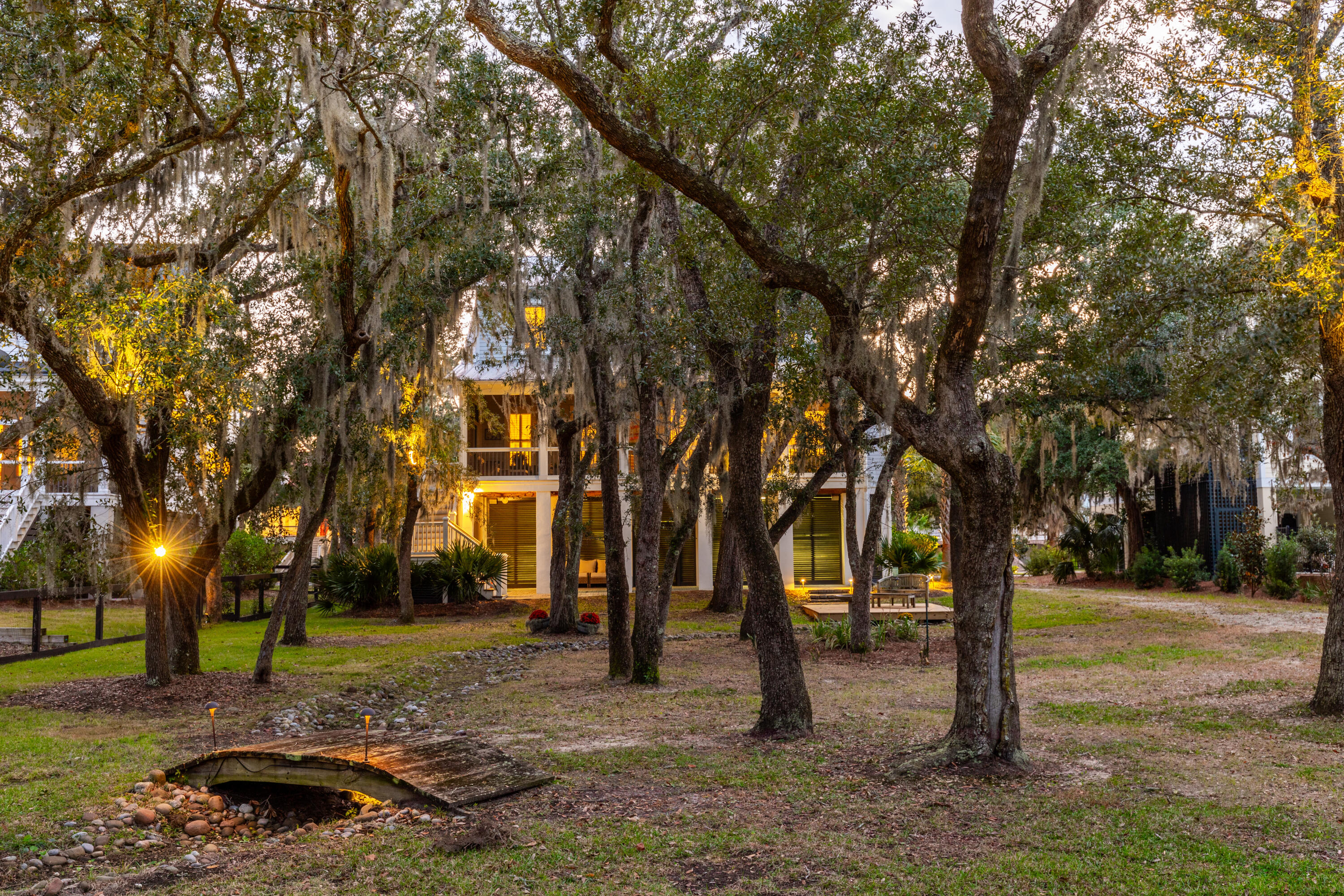 1860 Headquarters Plantation Drive