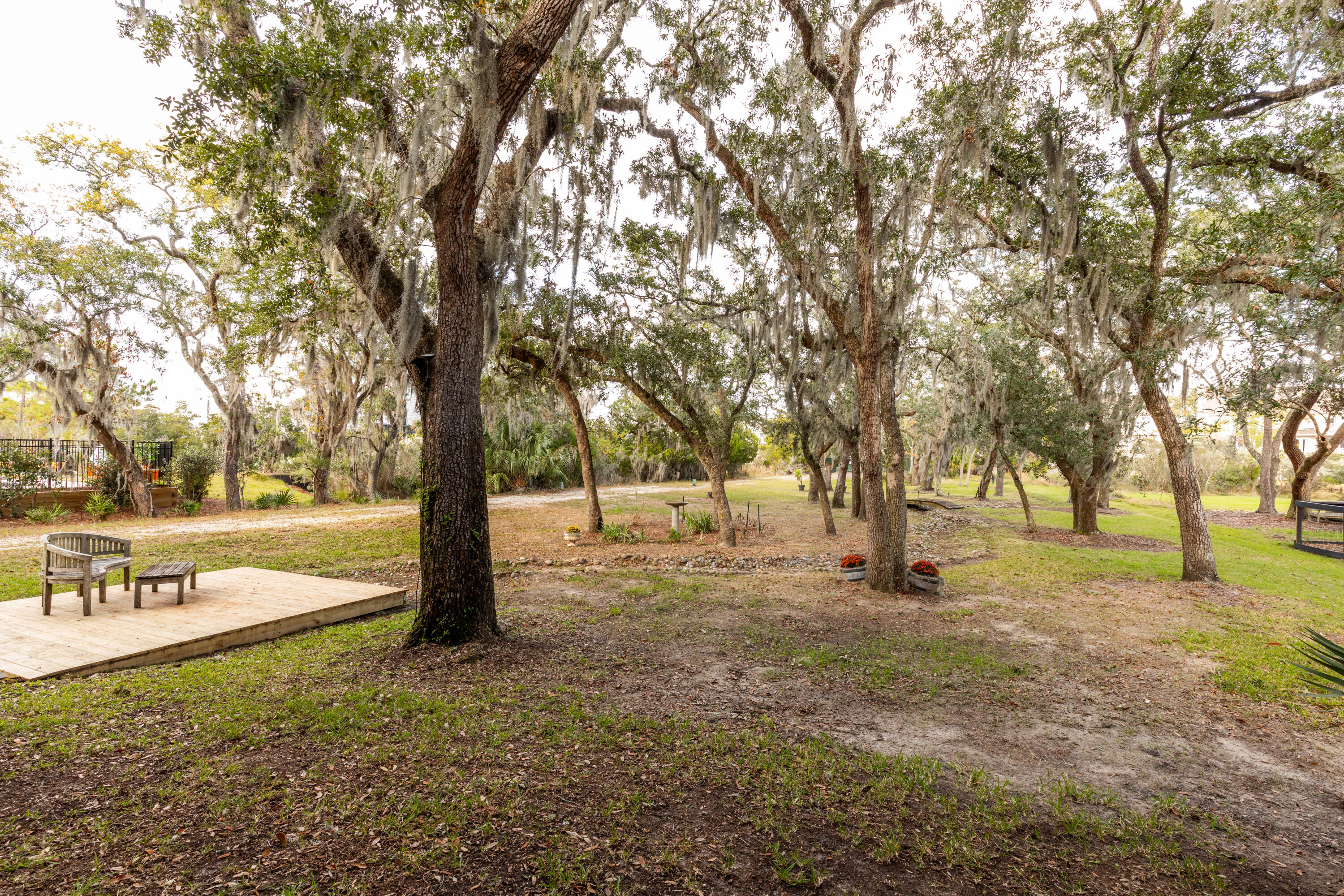 1860 Headquarters Plantation Drive