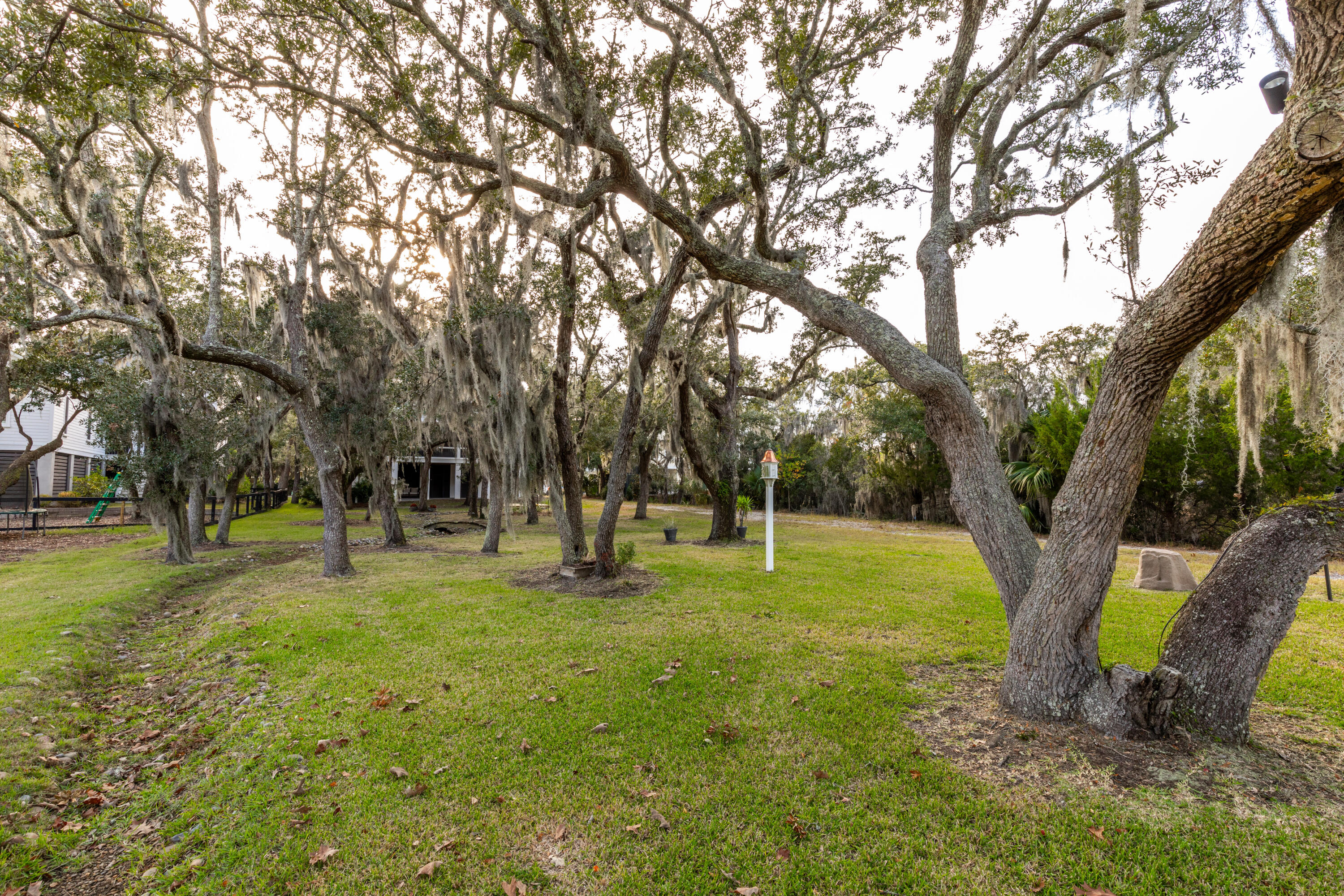 1860 Headquarters Plantation Drive