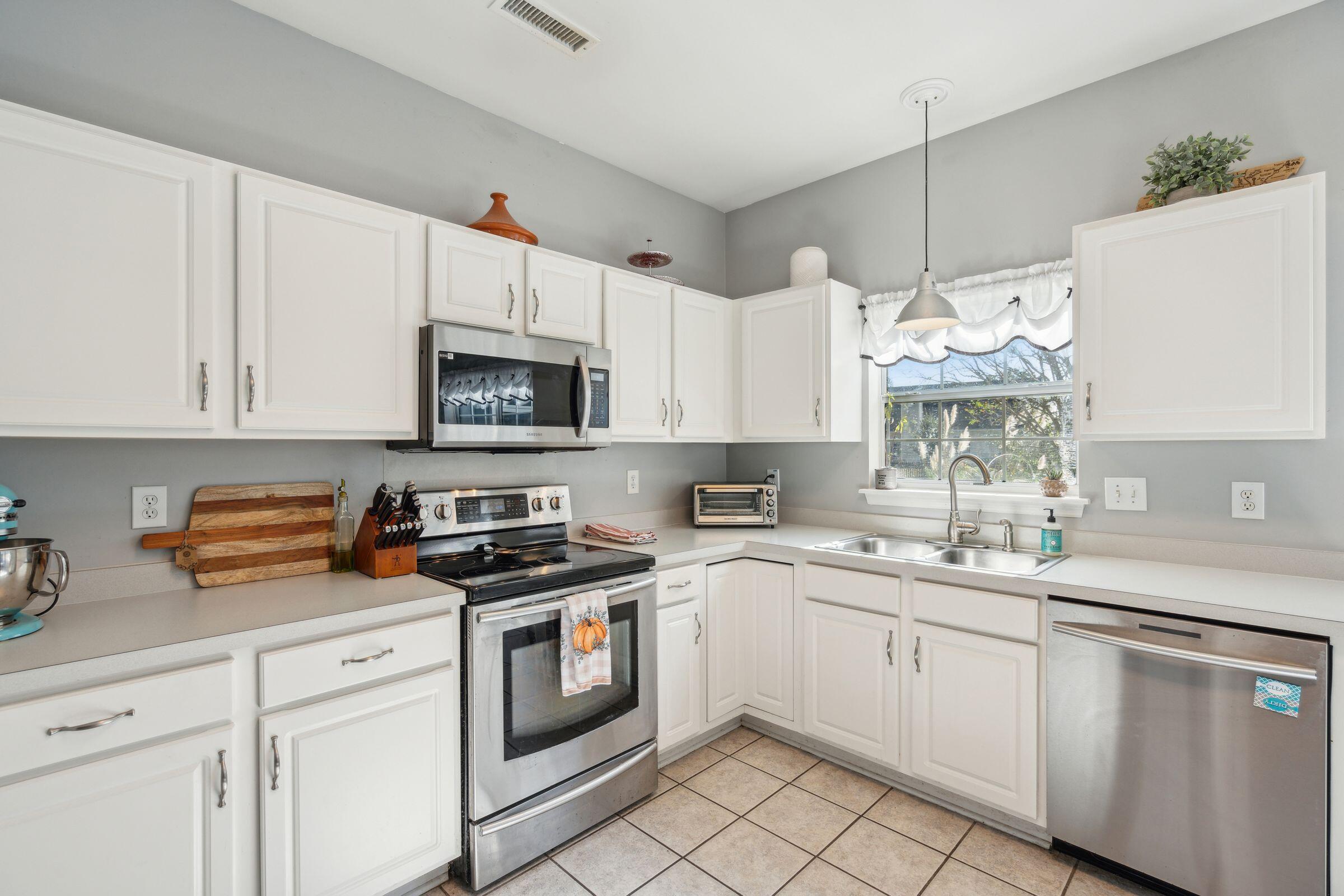 7152 Windmill Creek Road