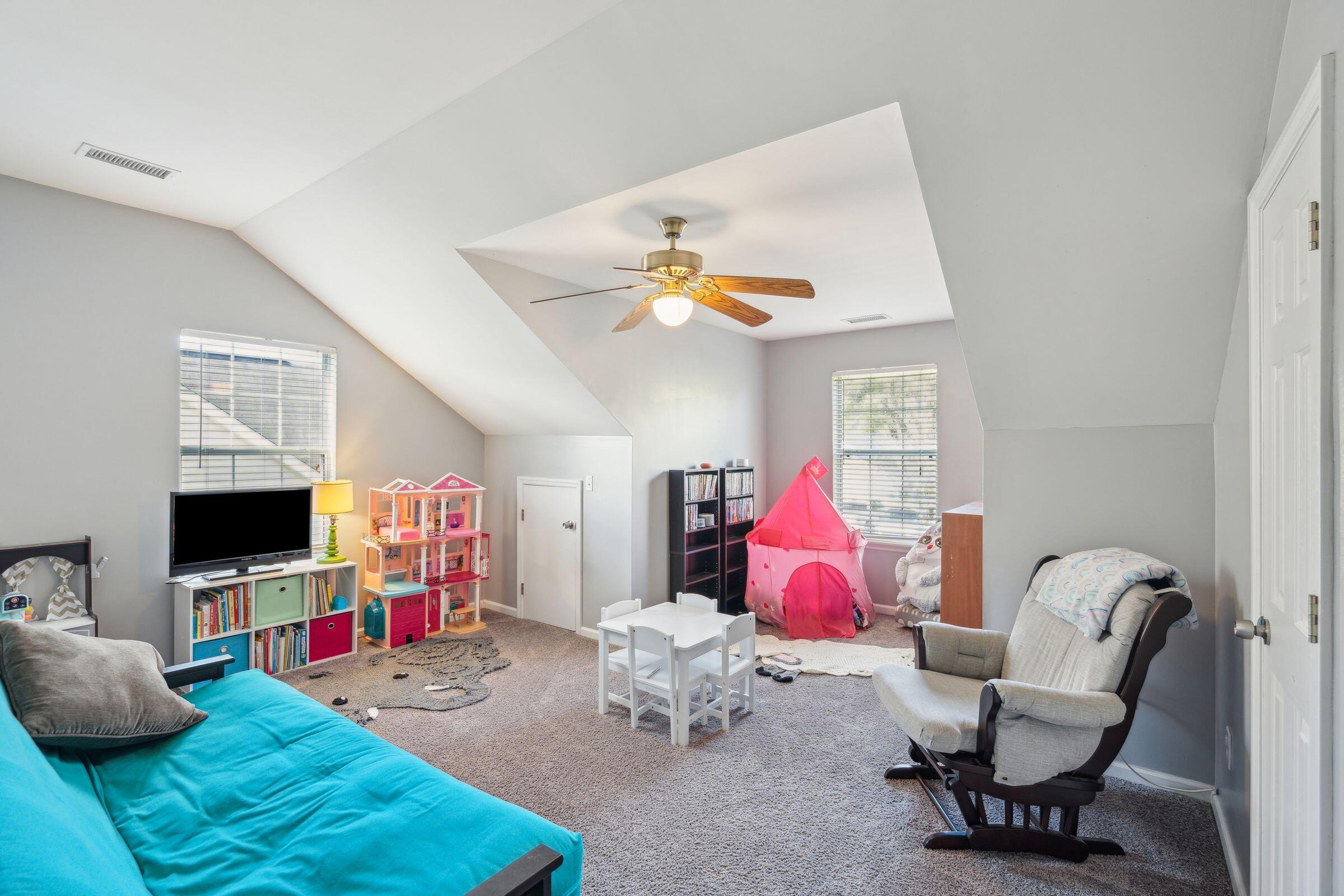 7152 Windmill Creek Road