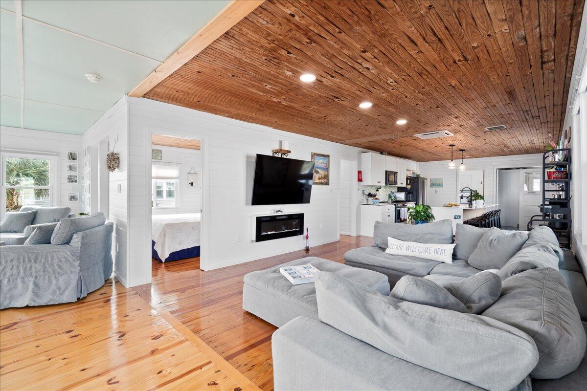 1306 Palmetto Boulevard