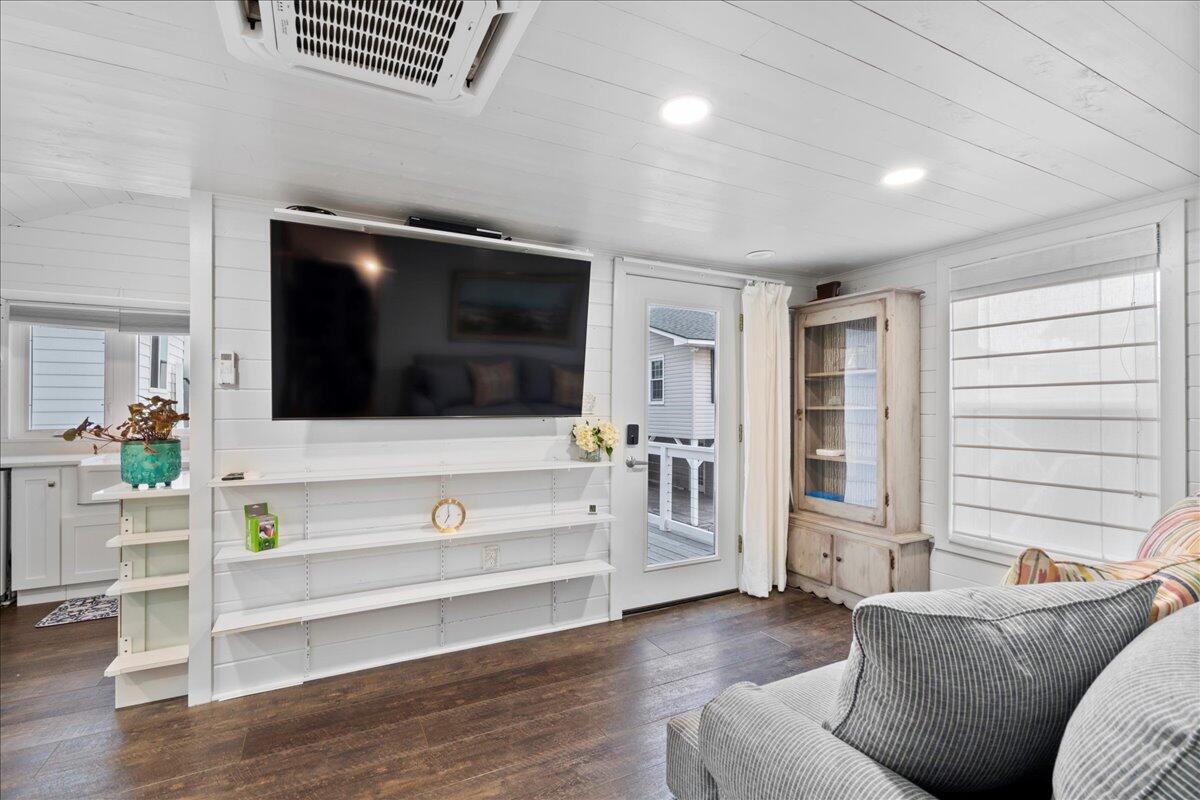 1306 Palmetto Boulevard