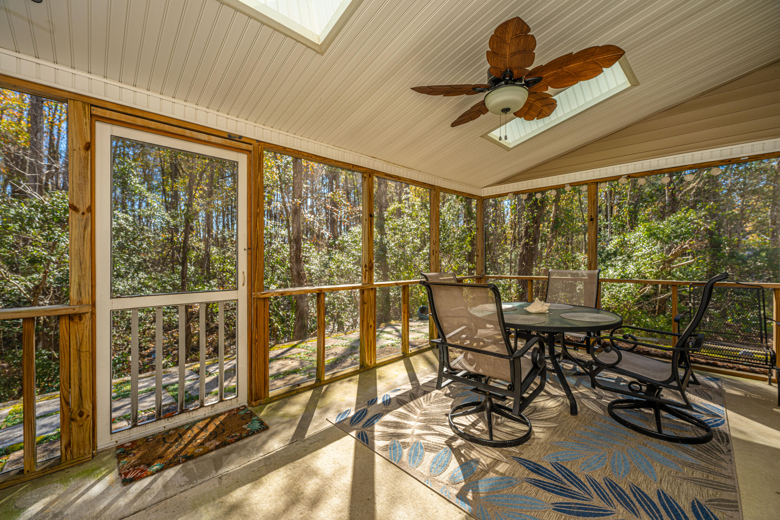 1295 Island Club Drive