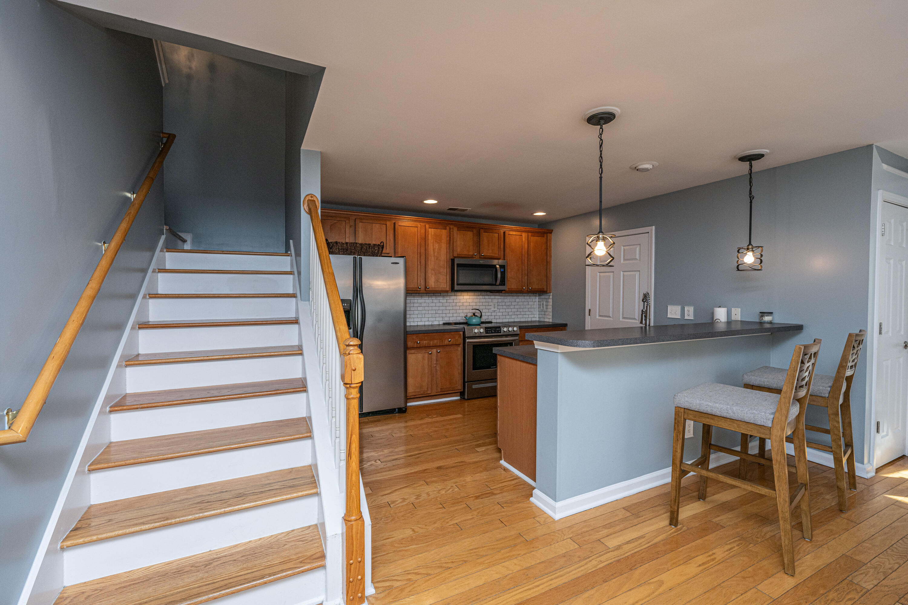 1295 Island Club Drive