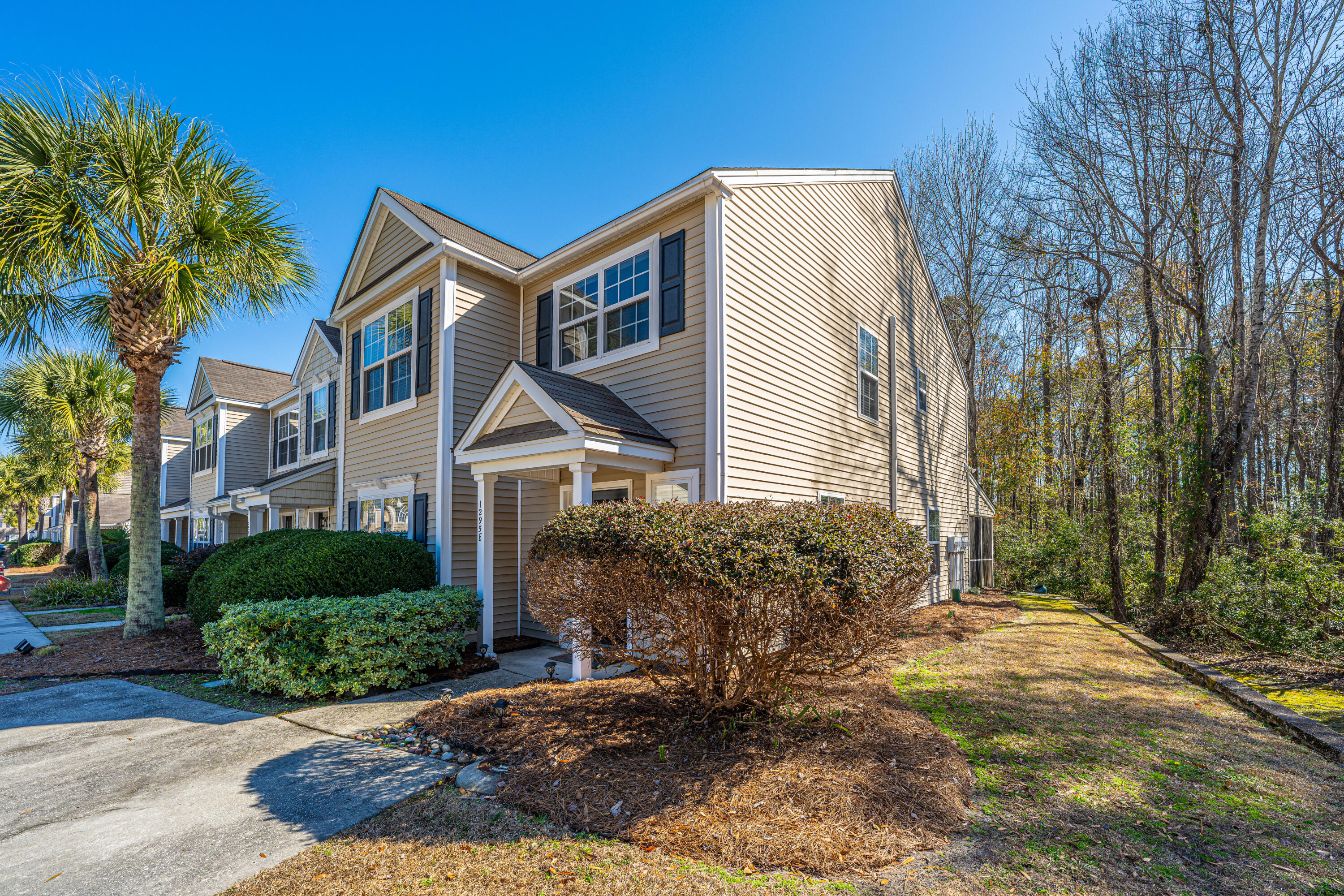 1295 Island Club Drive