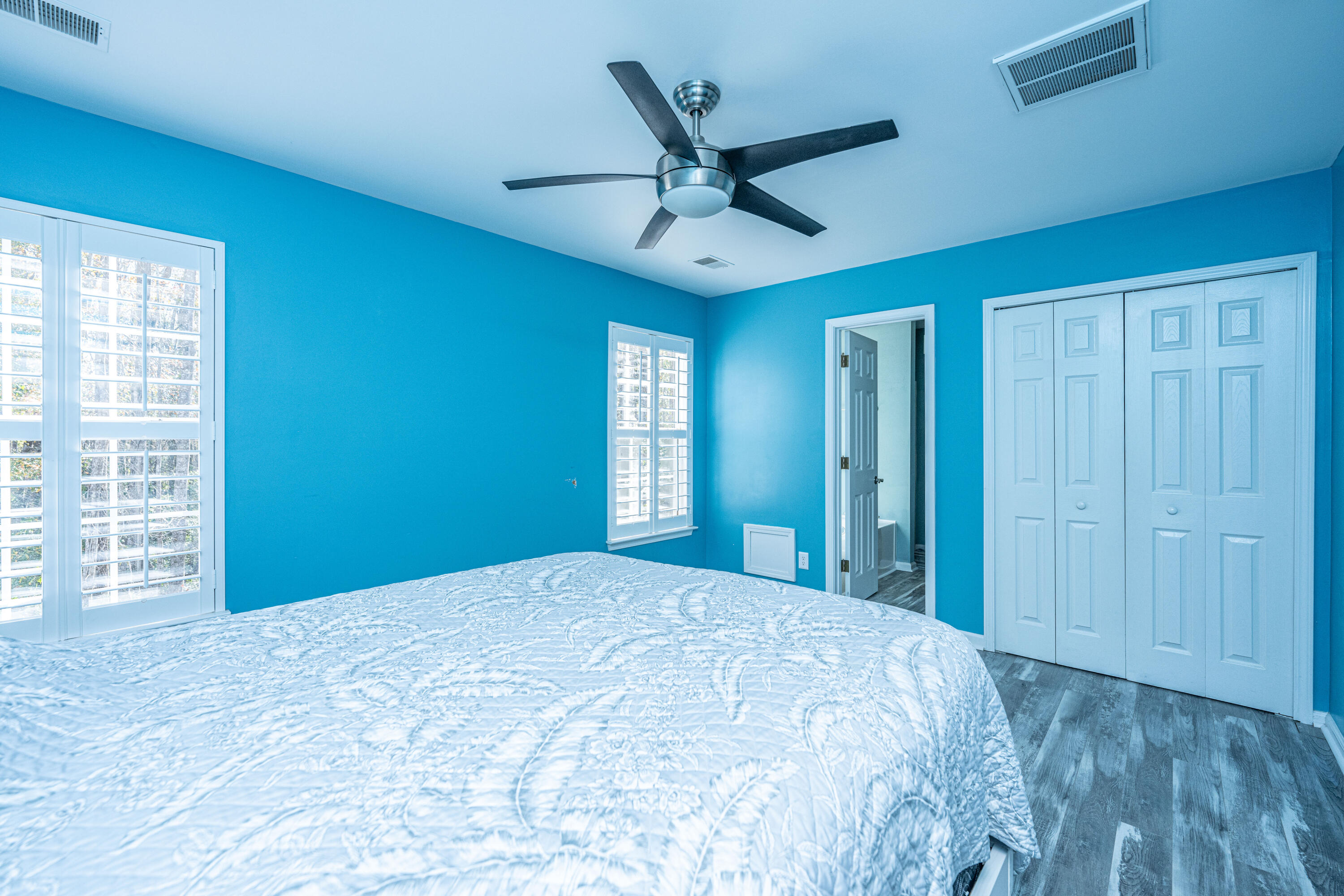 1295 Island Club Drive