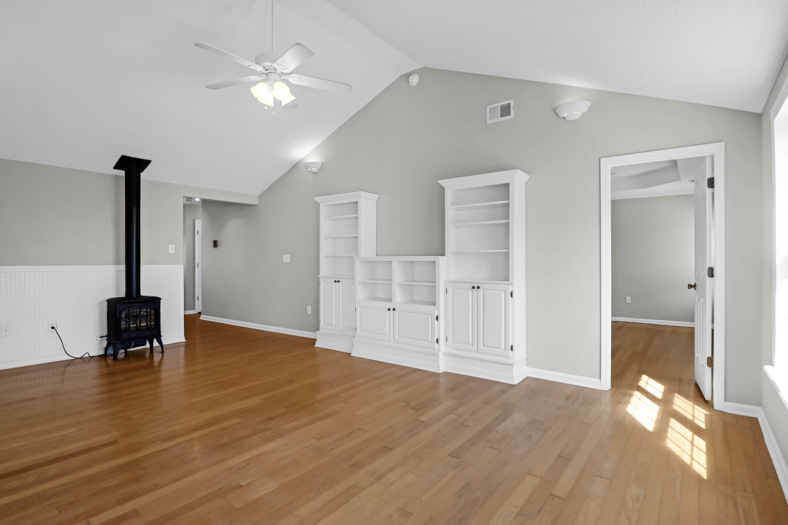 5067 Westview Street