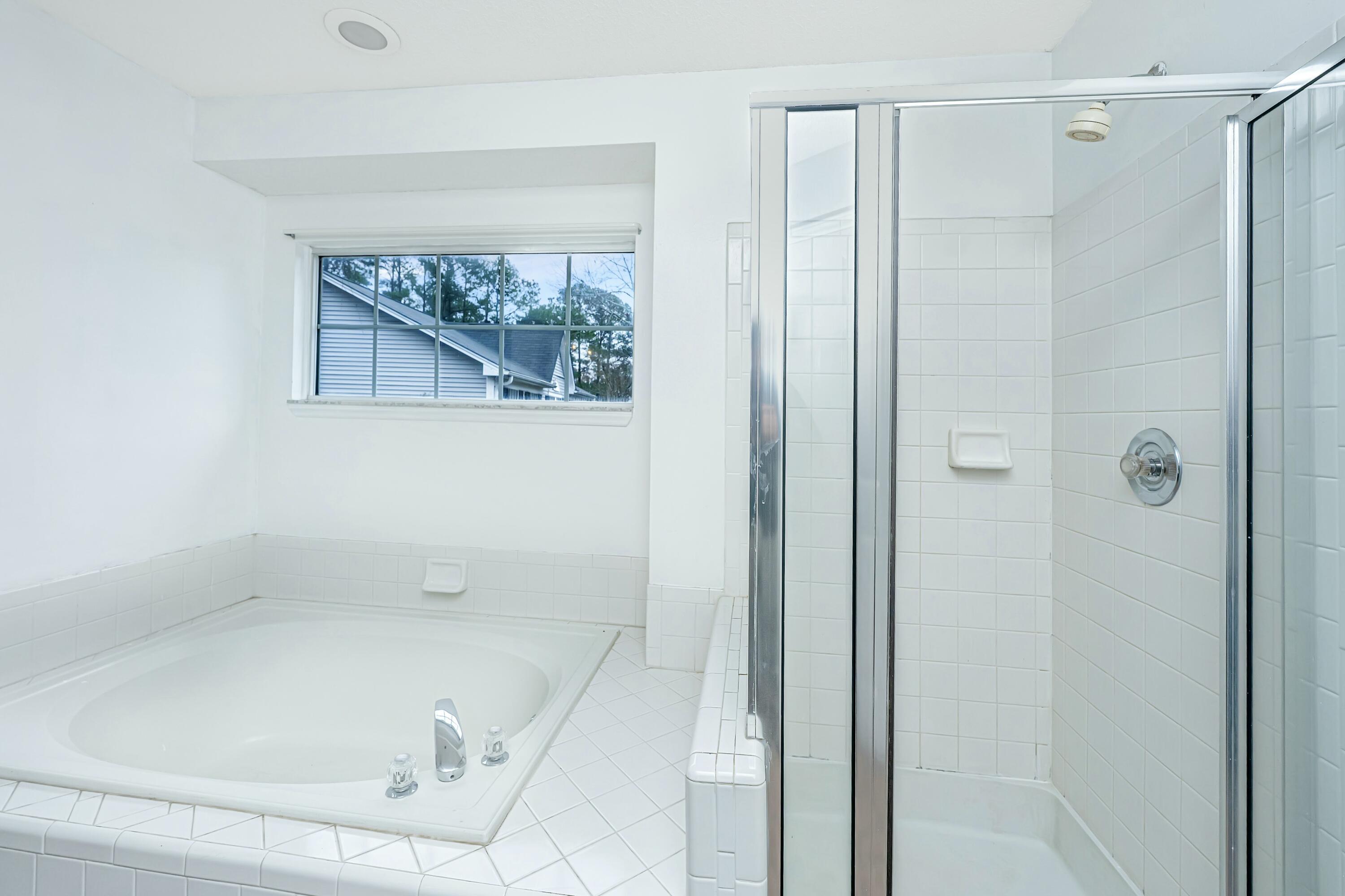 2049 Country Lake Court