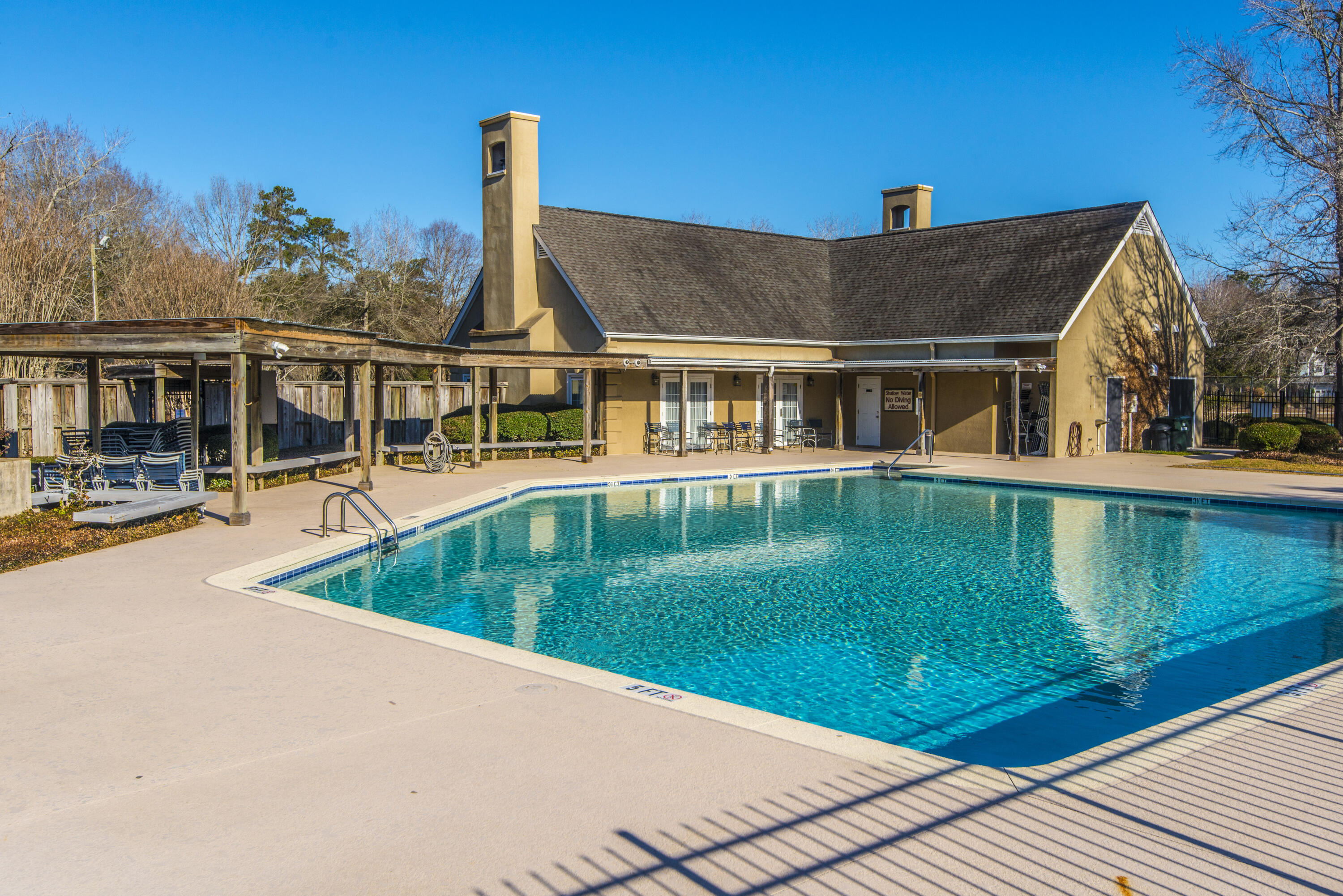 2049 Country Lake Court