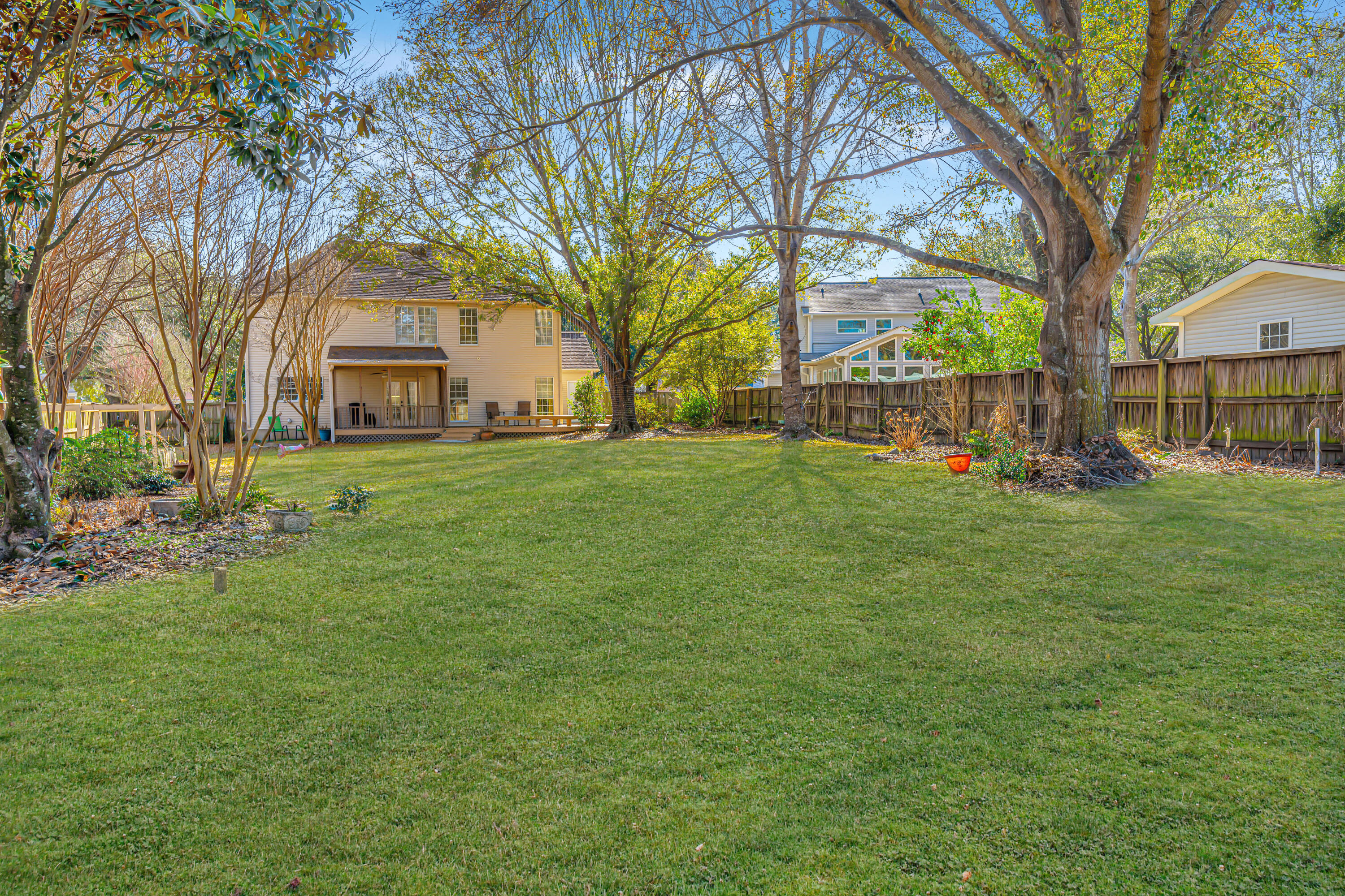 2049 Country Lake Court