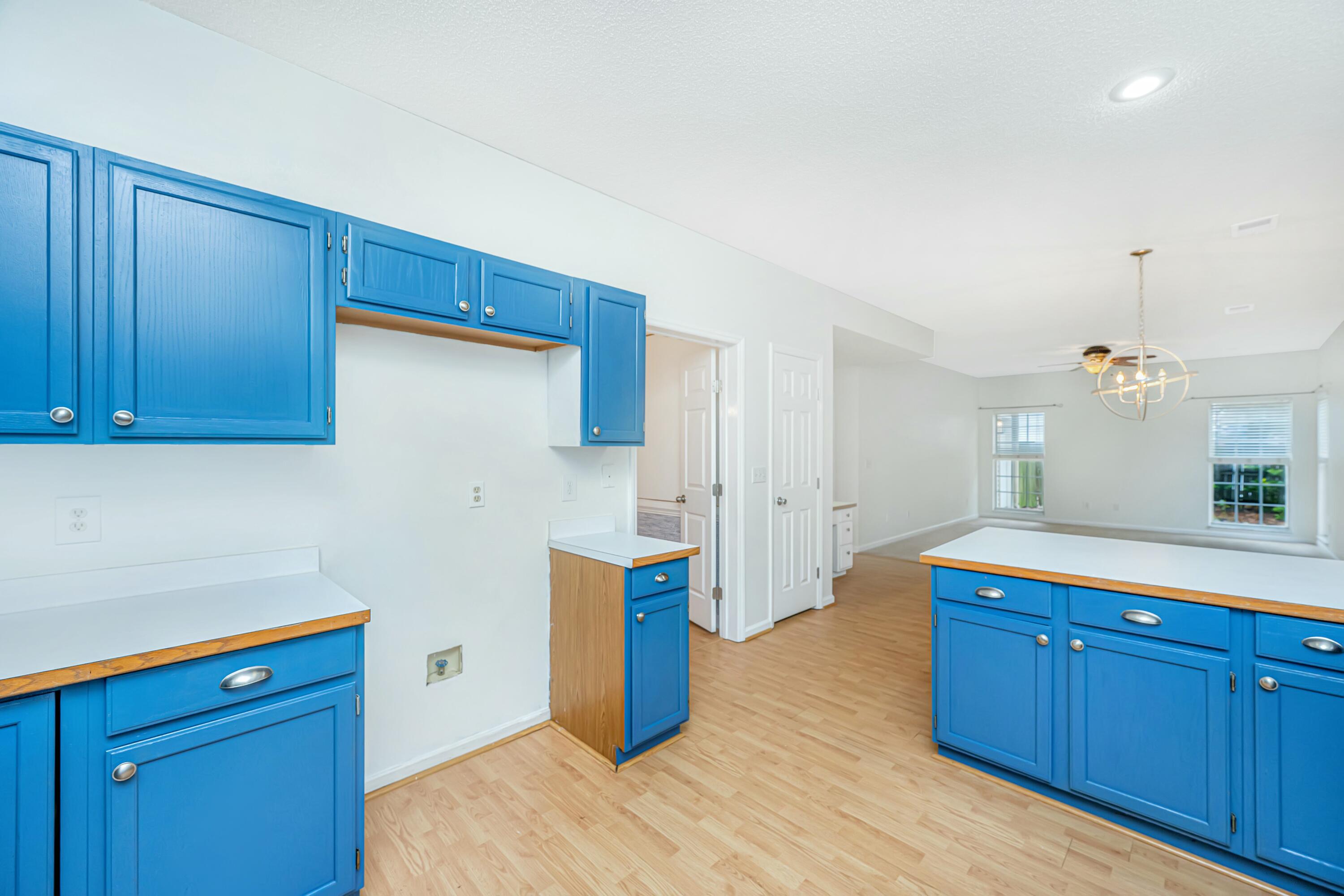 2049 Country Lake Court