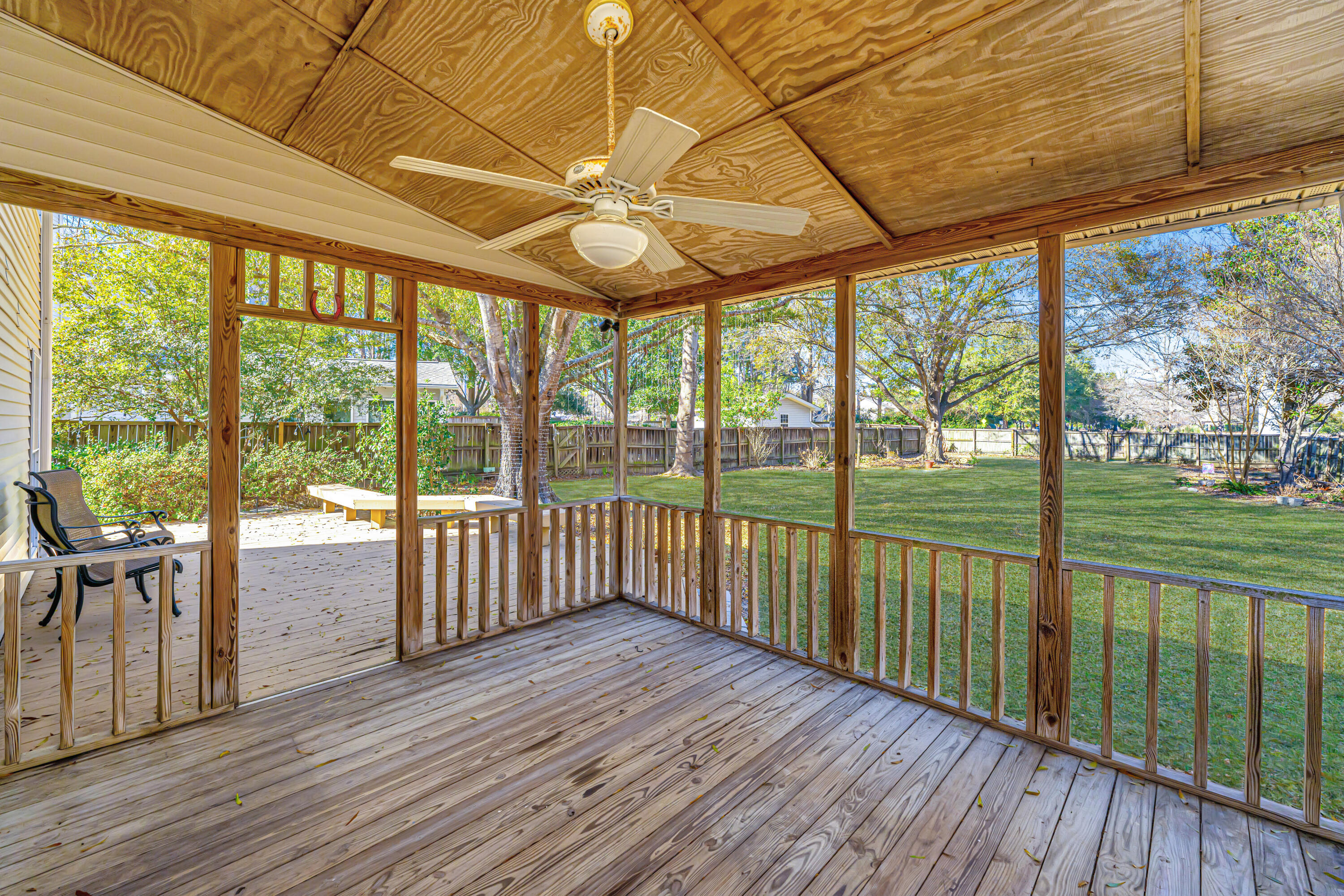 2049 Country Lake Court