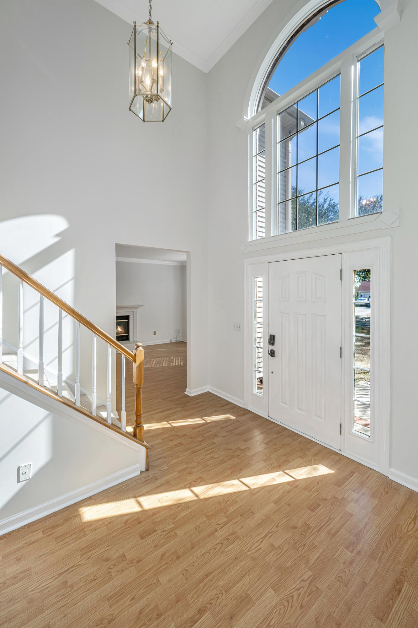 2049 Country Lake Court