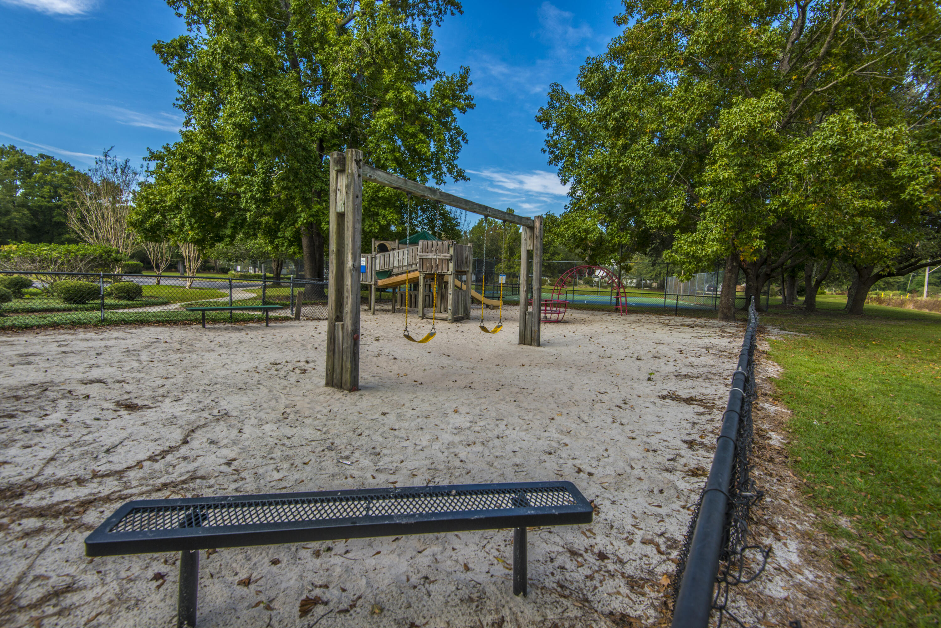 2049 Country Lake Court