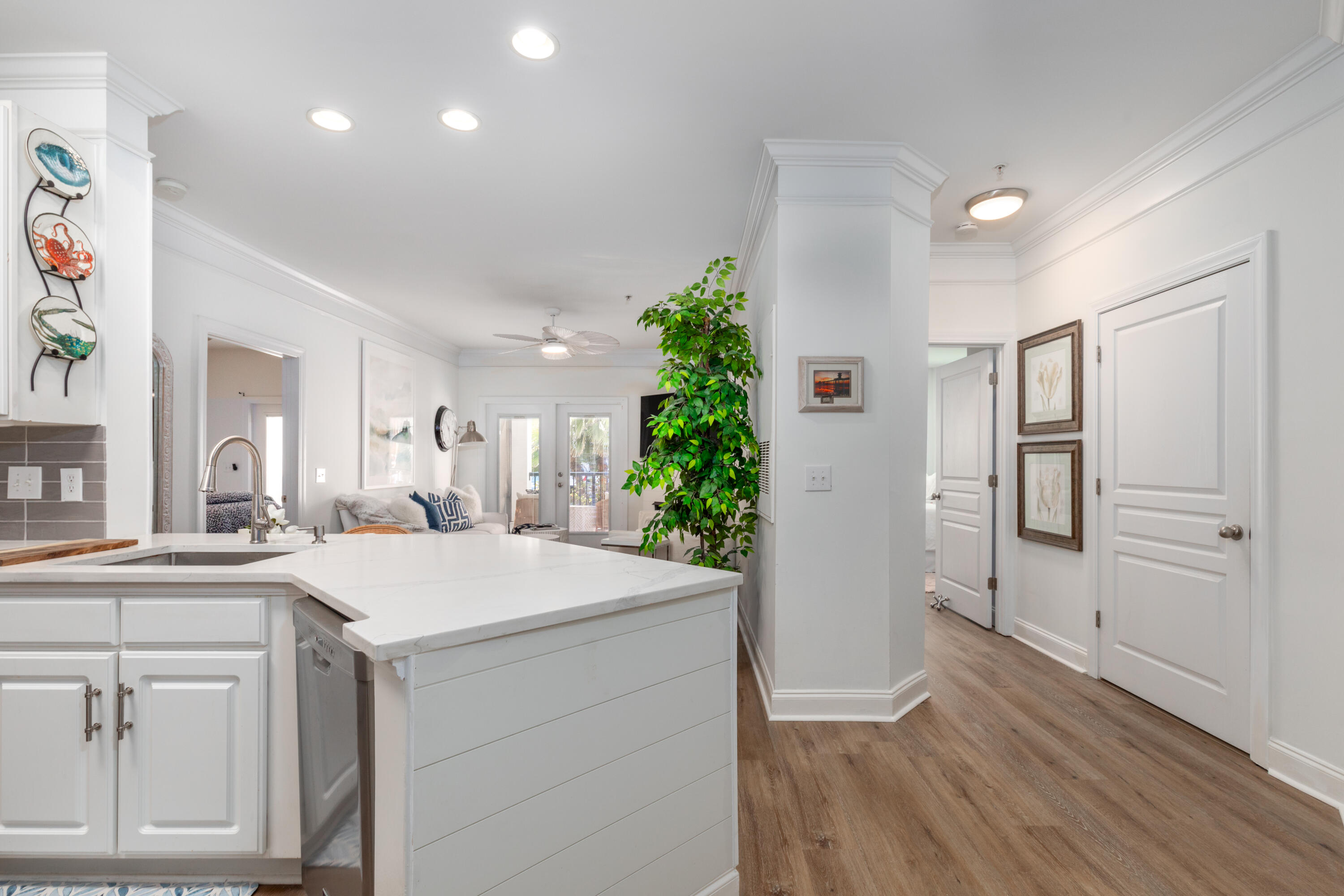 1025 Riverland Woods Place # 608