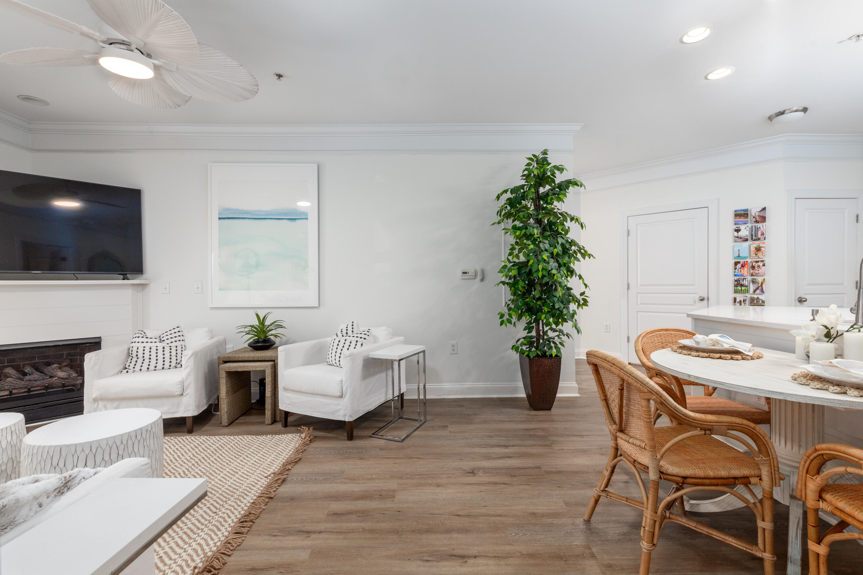 1025 Riverland Woods Place # 608