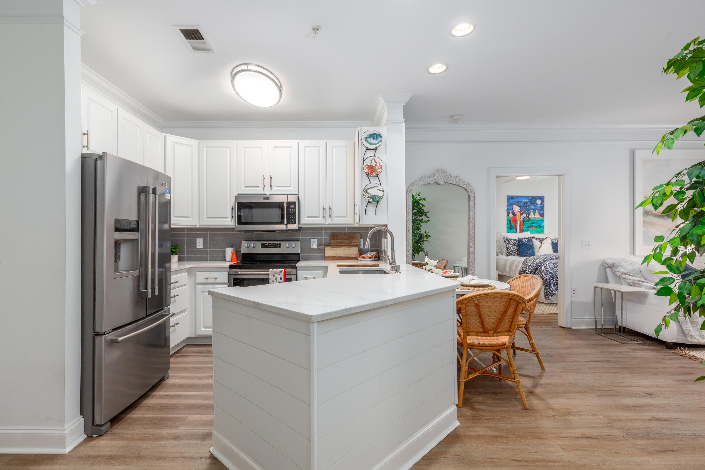 1025 Riverland Woods Place # 608