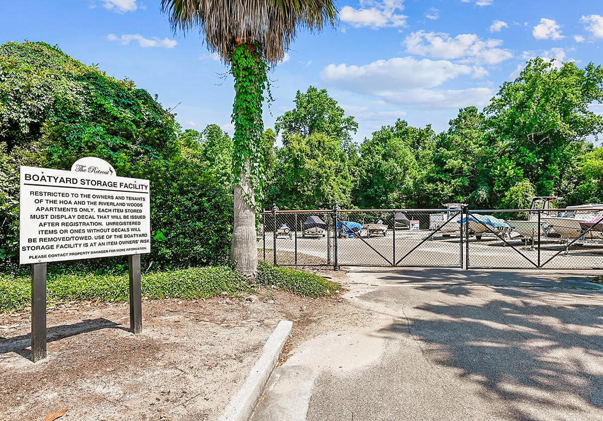 1025 Riverland Woods Place # 608