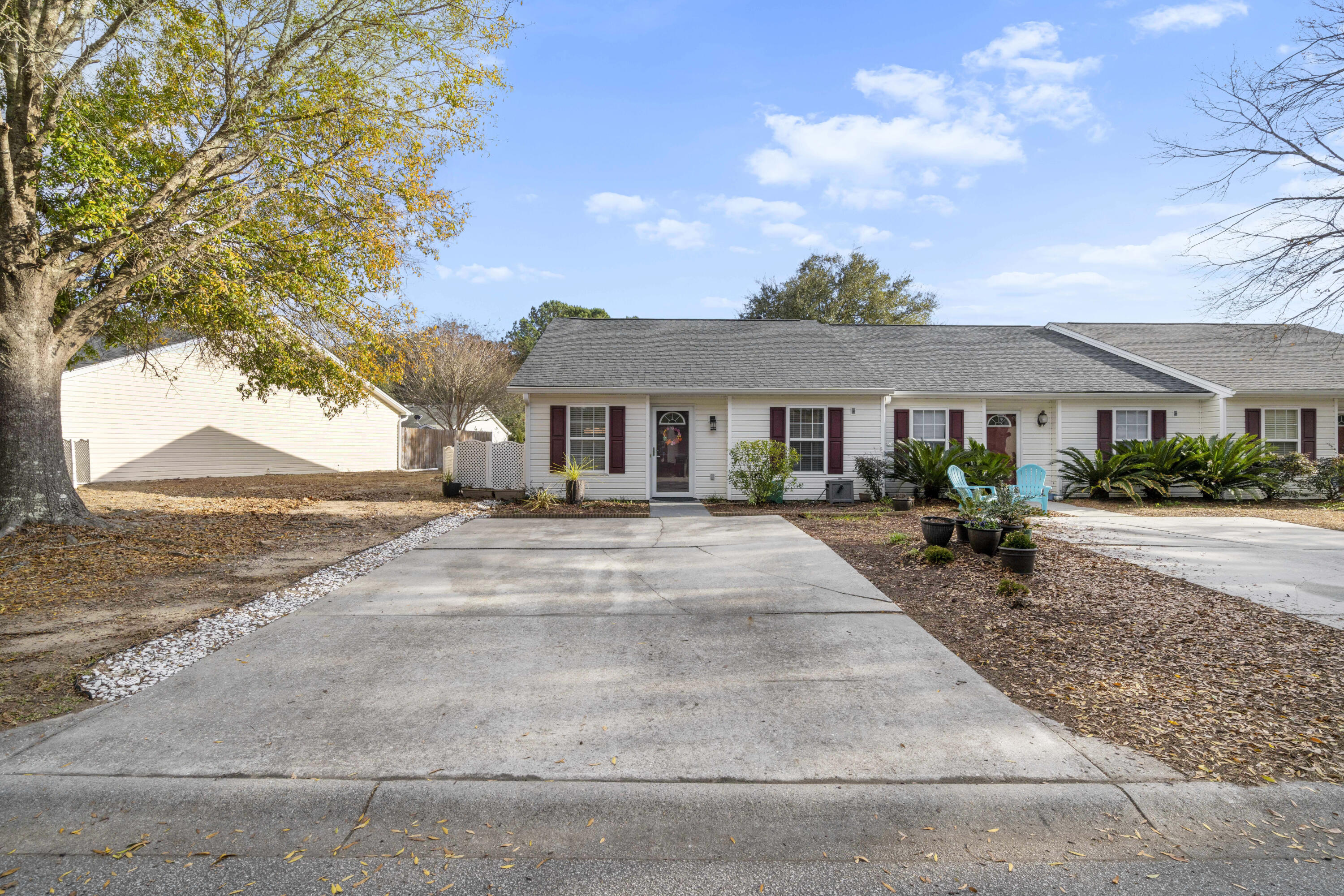 1423 Amanda Park Lane