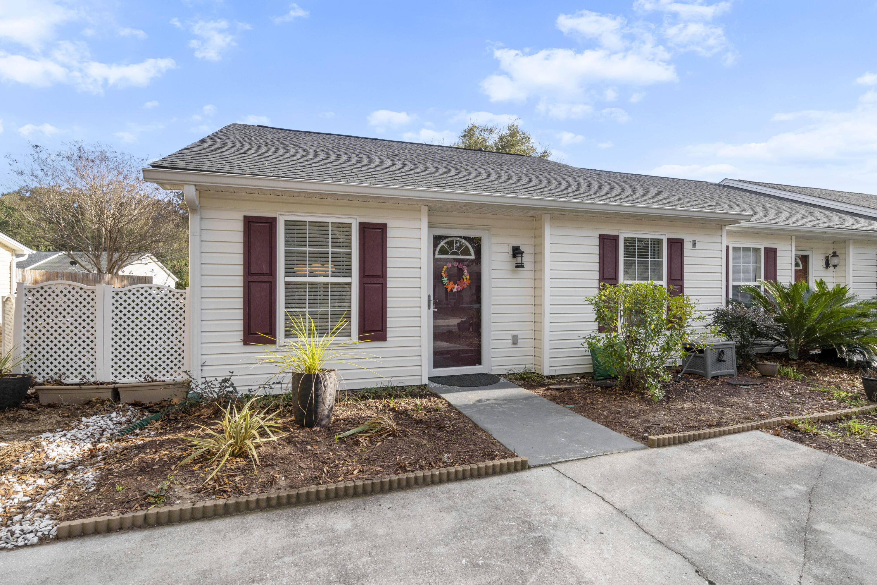 1423 Amanda Park Lane