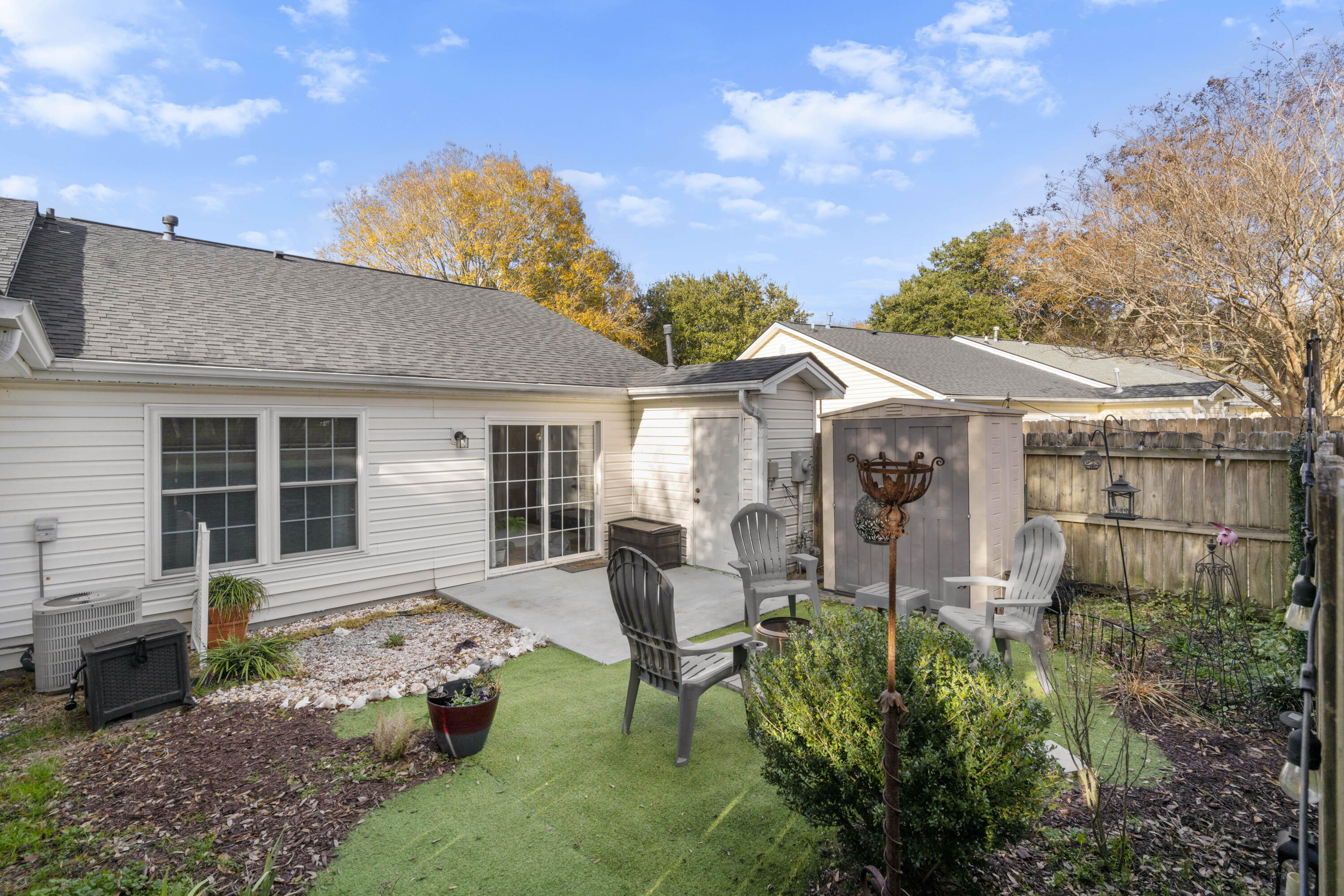 1423 Amanda Park Lane