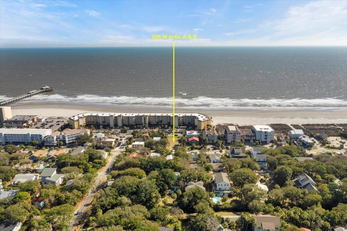 206 W Arctic Avenue Lot B Unit: Lot A & B