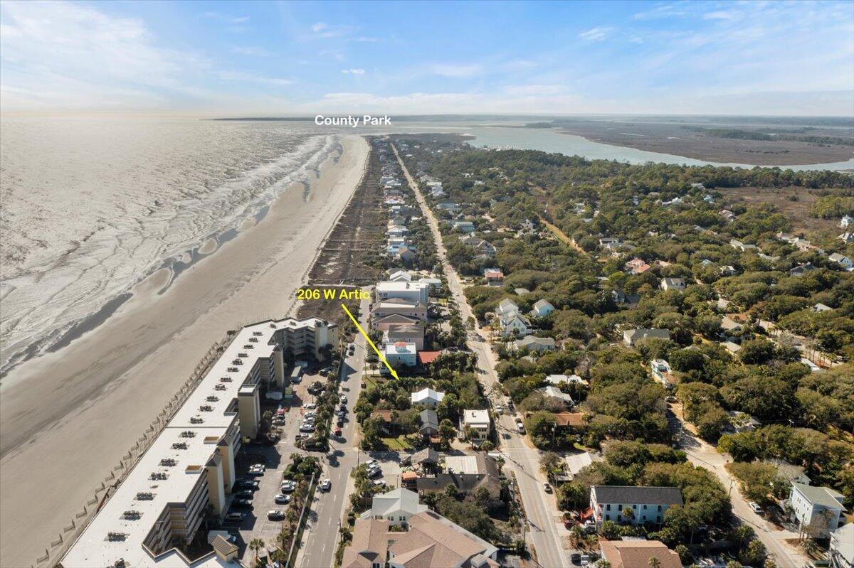 206 W Arctic Avenue Lot B Unit: Lot A & B