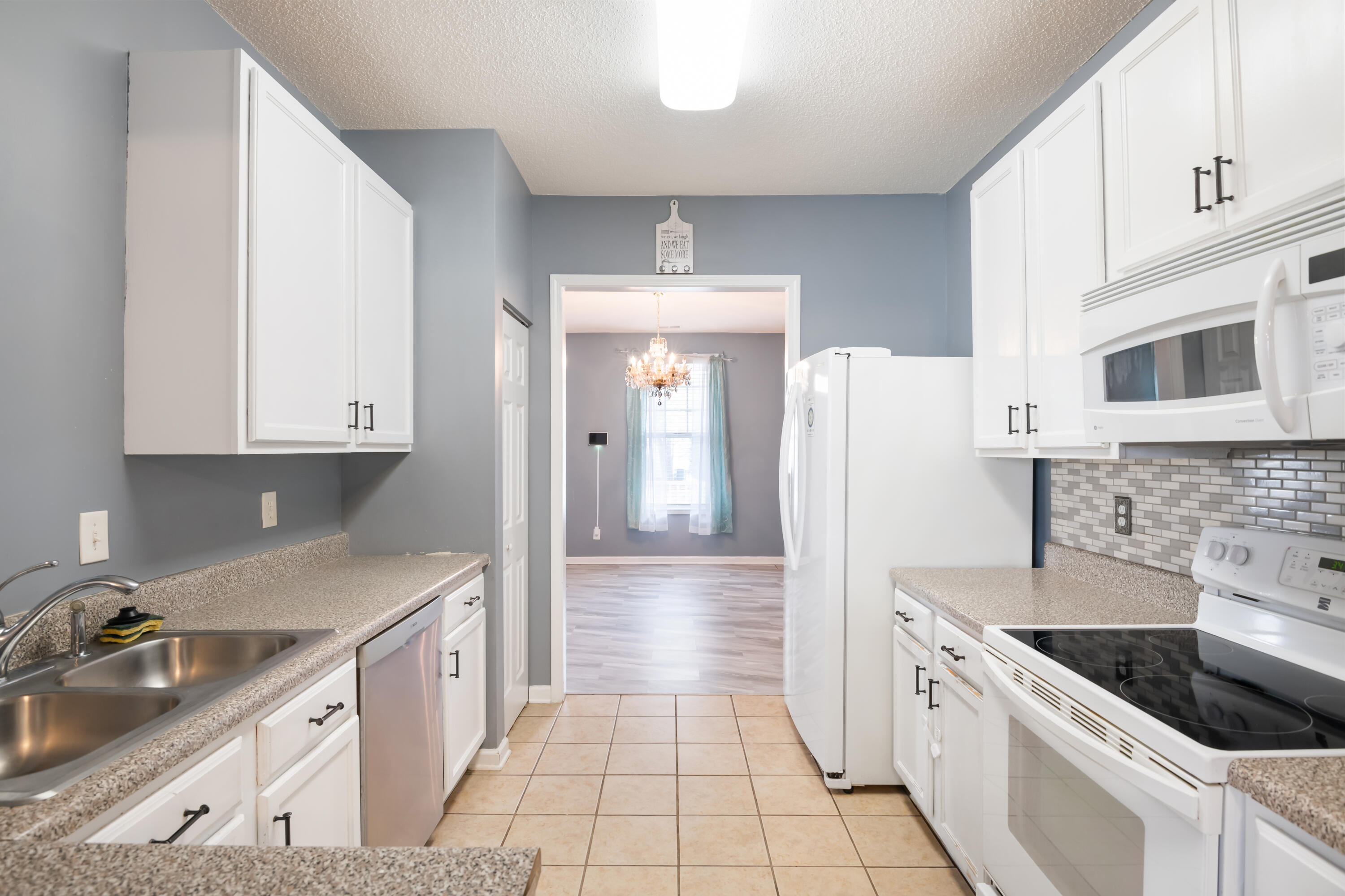 1817 Lake Carolina Drive