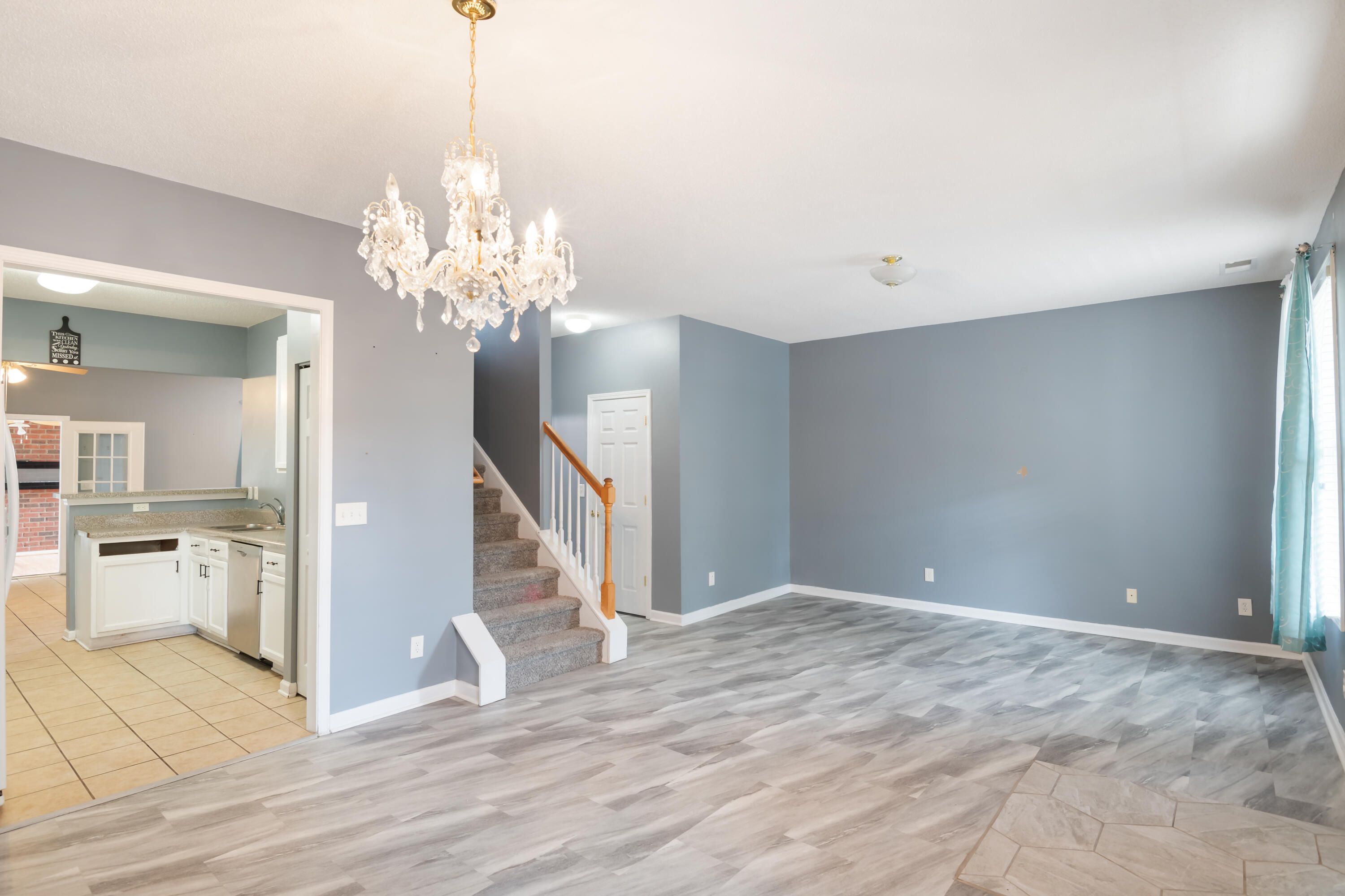 1817 Lake Carolina Drive