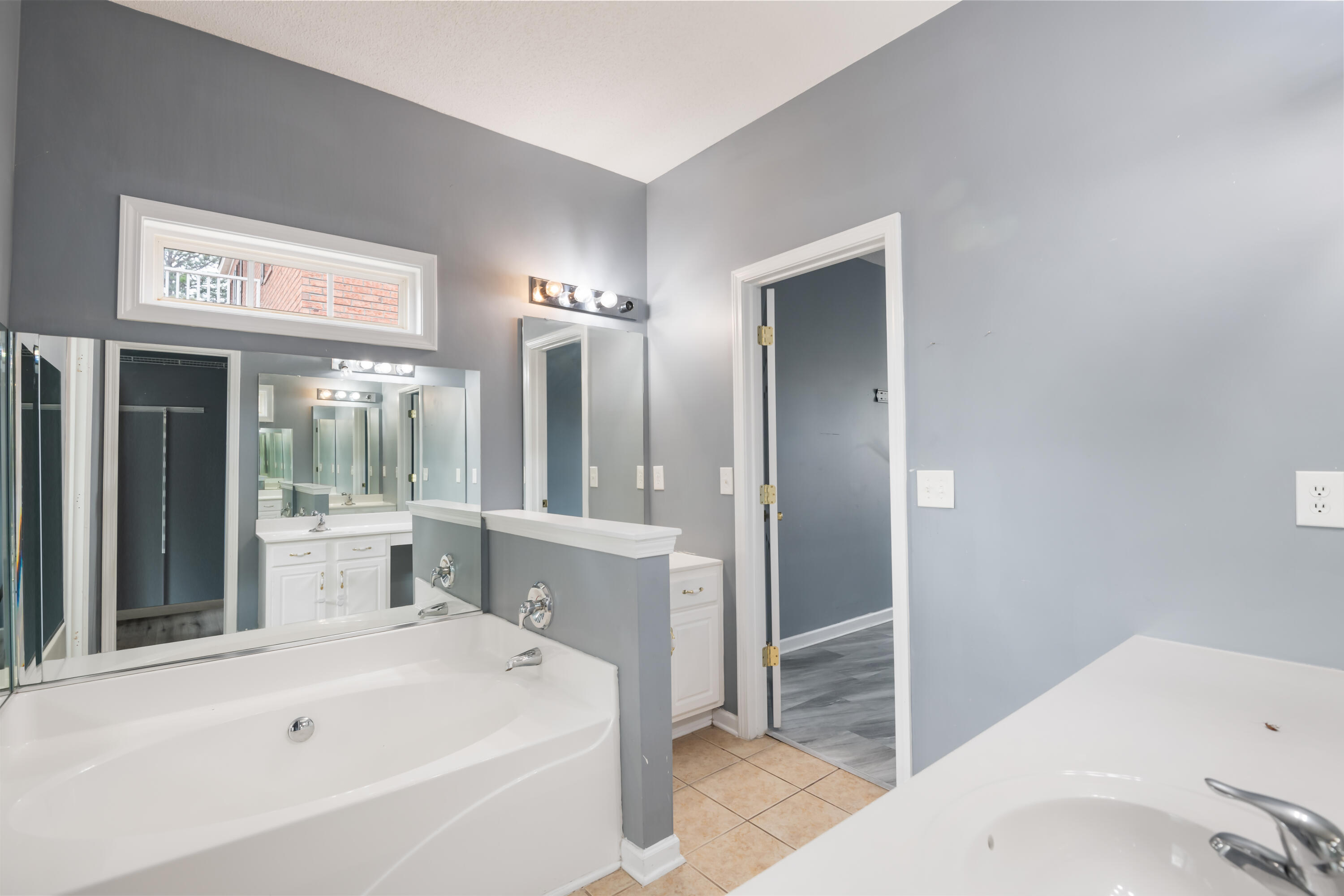 1817 Lake Carolina Drive