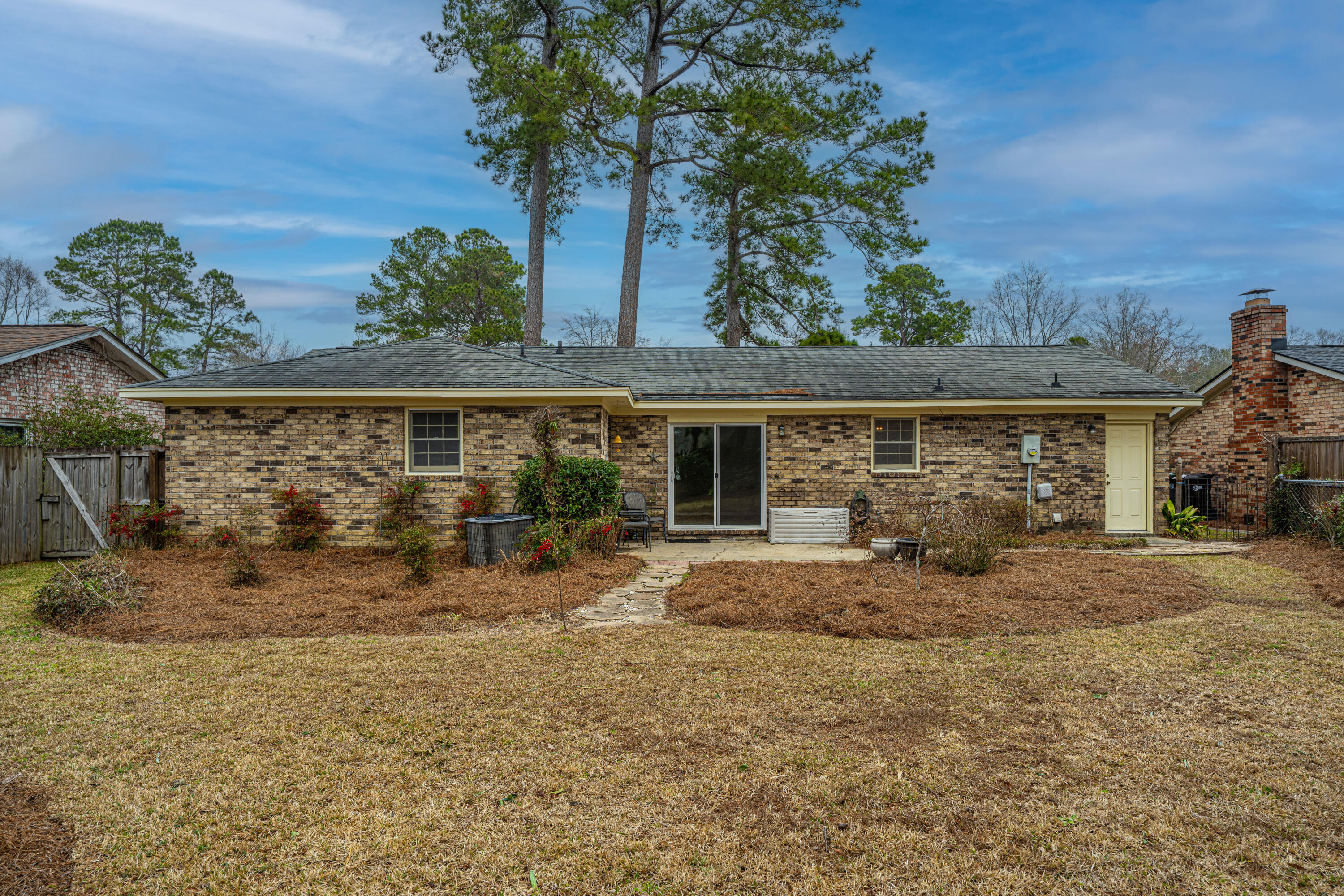 113 Kennington Drive