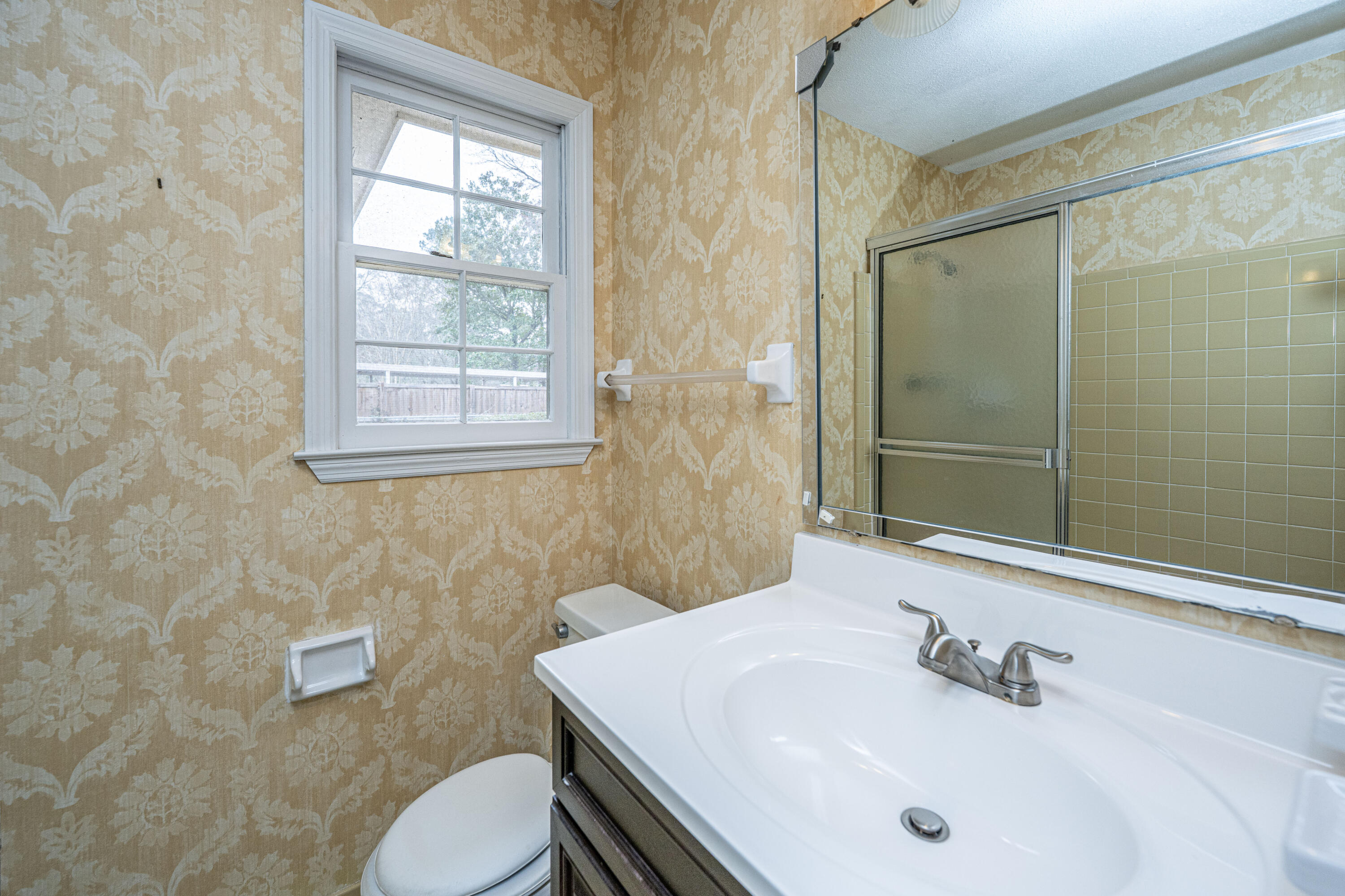 113 Kennington Drive