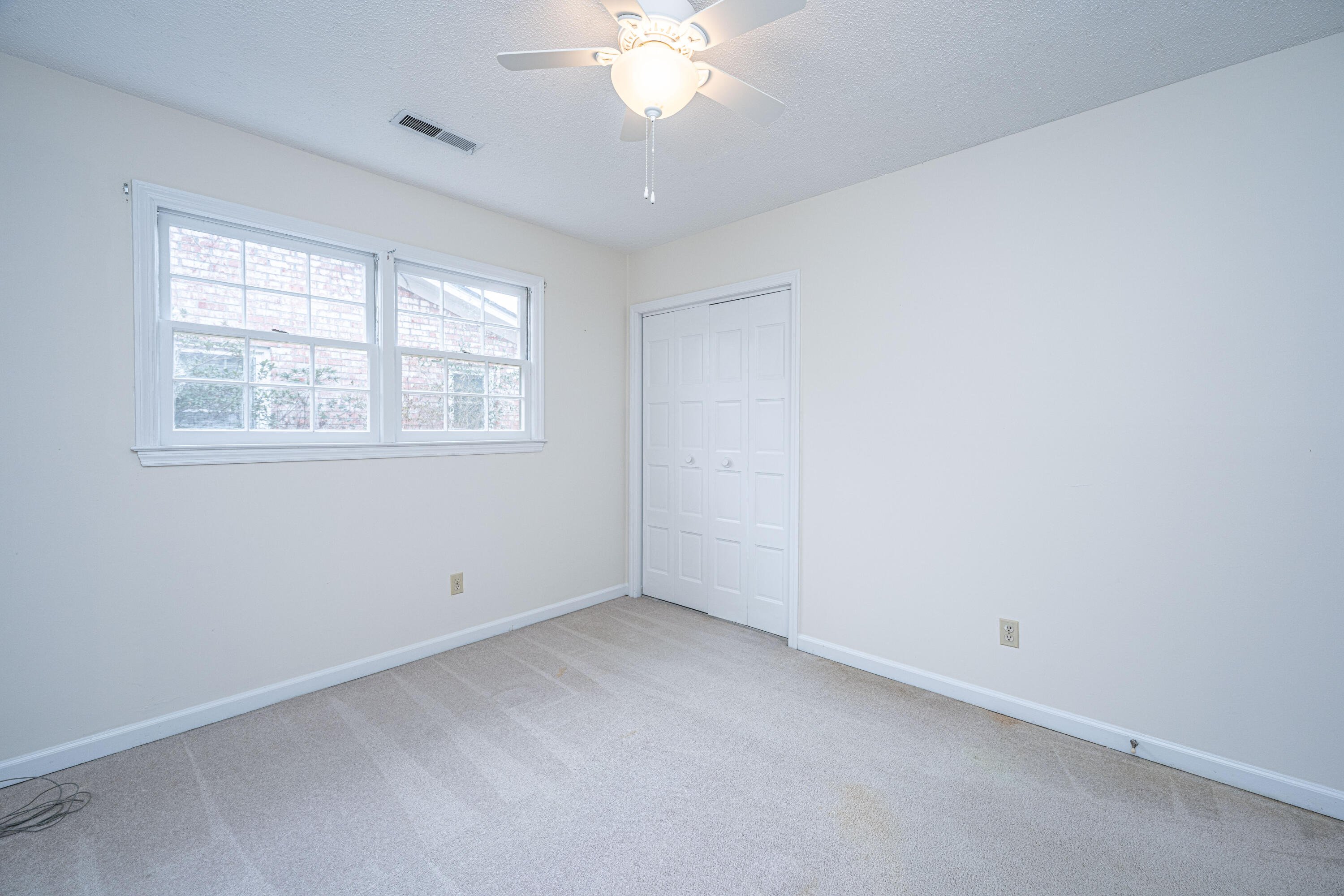 113 Kennington Drive