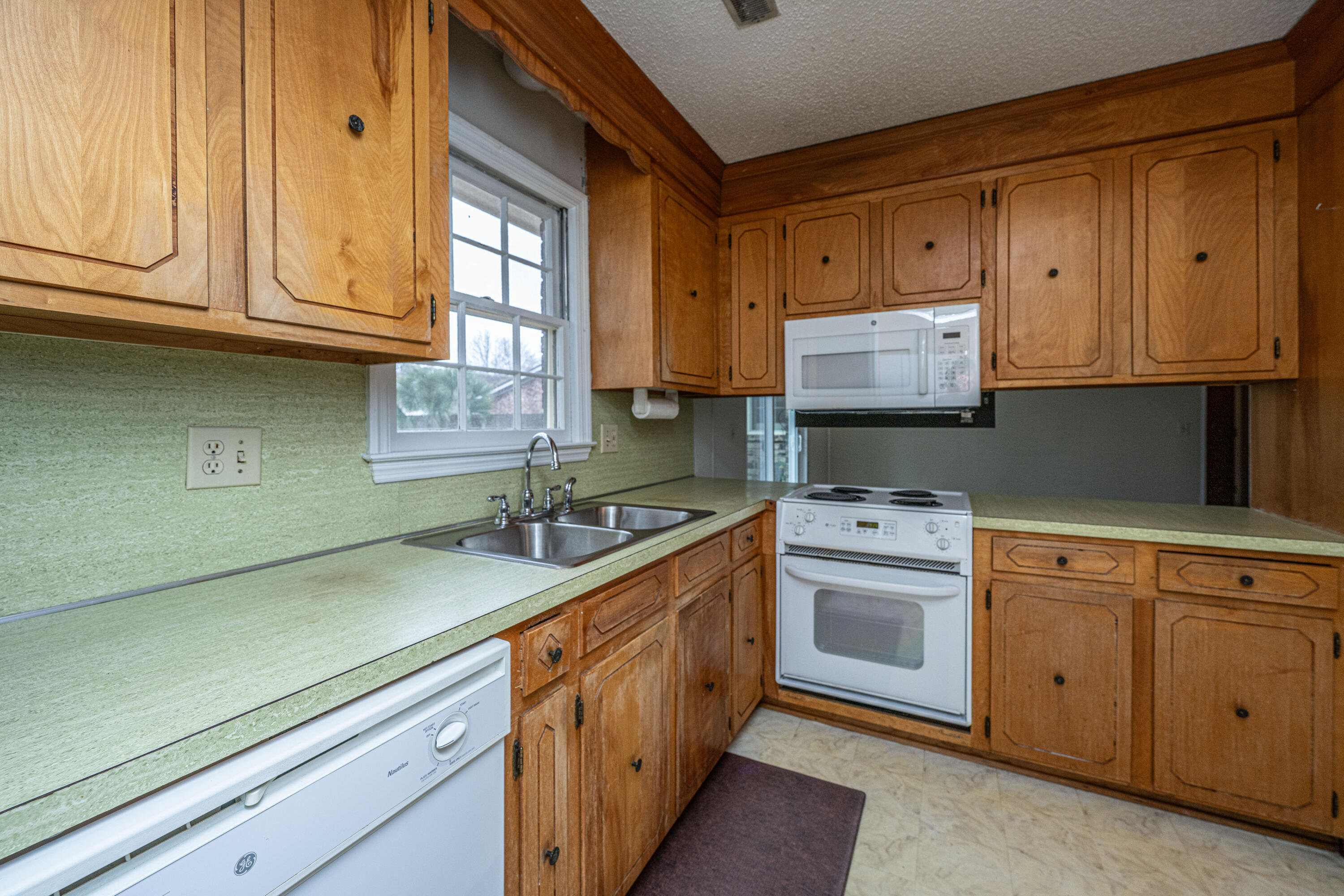 113 Kennington Drive